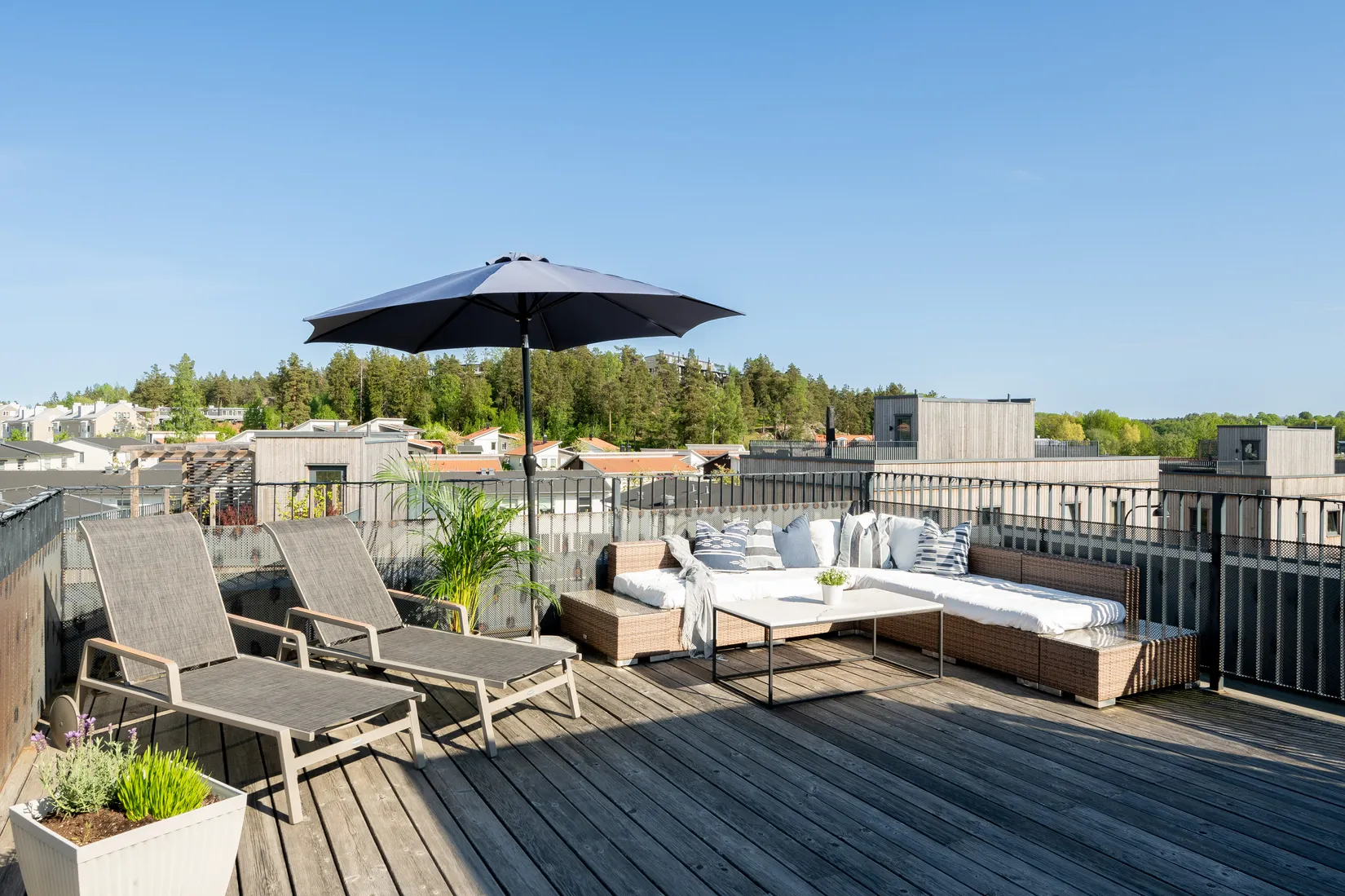 Radhus, Kvittenvägen 9, Vistaberg, Huddinge