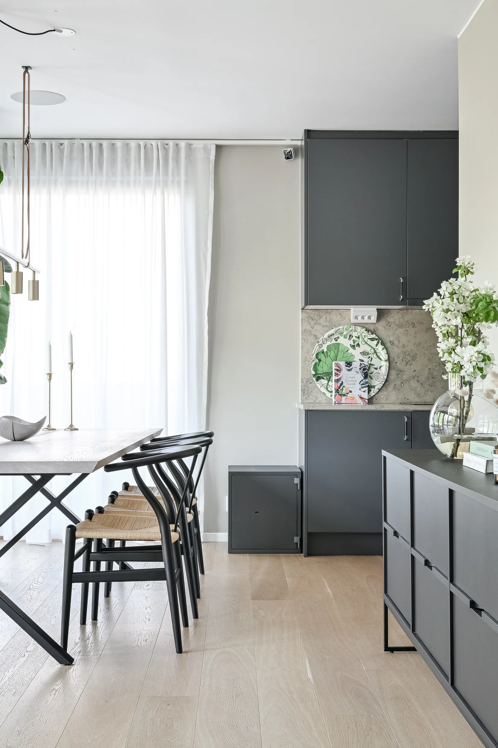 Radhus, Kvittenvägen 9, Vistaberg, Huddinge