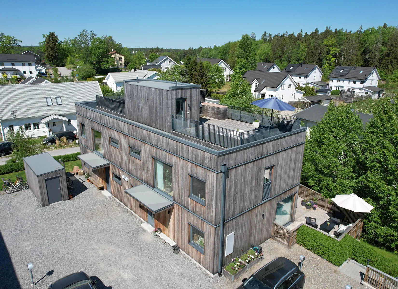 Radhus, Kvittenvägen 9, Vistaberg, Huddinge