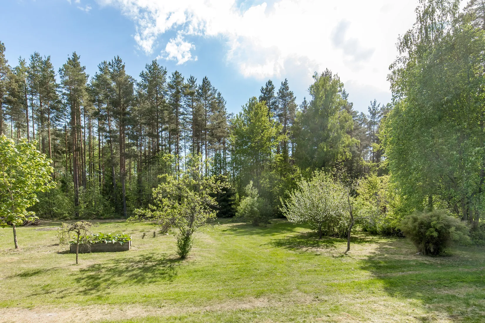 Tomt, Österskog Hagäng 3, Mantorp, Mjölby