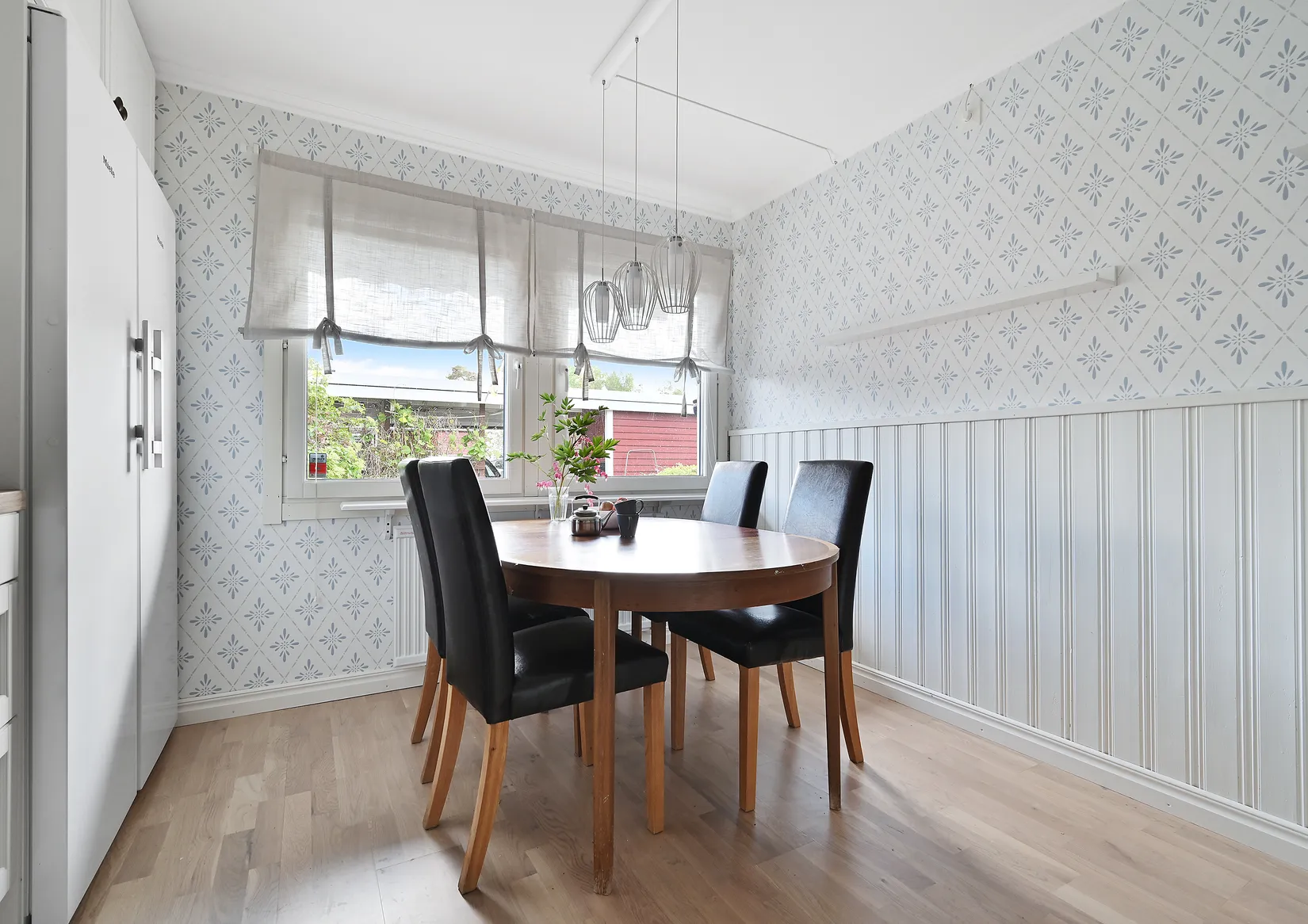 Villa, Radhus, Ljungvägen 53, Sjukyrkoberget, Upplands Väsby