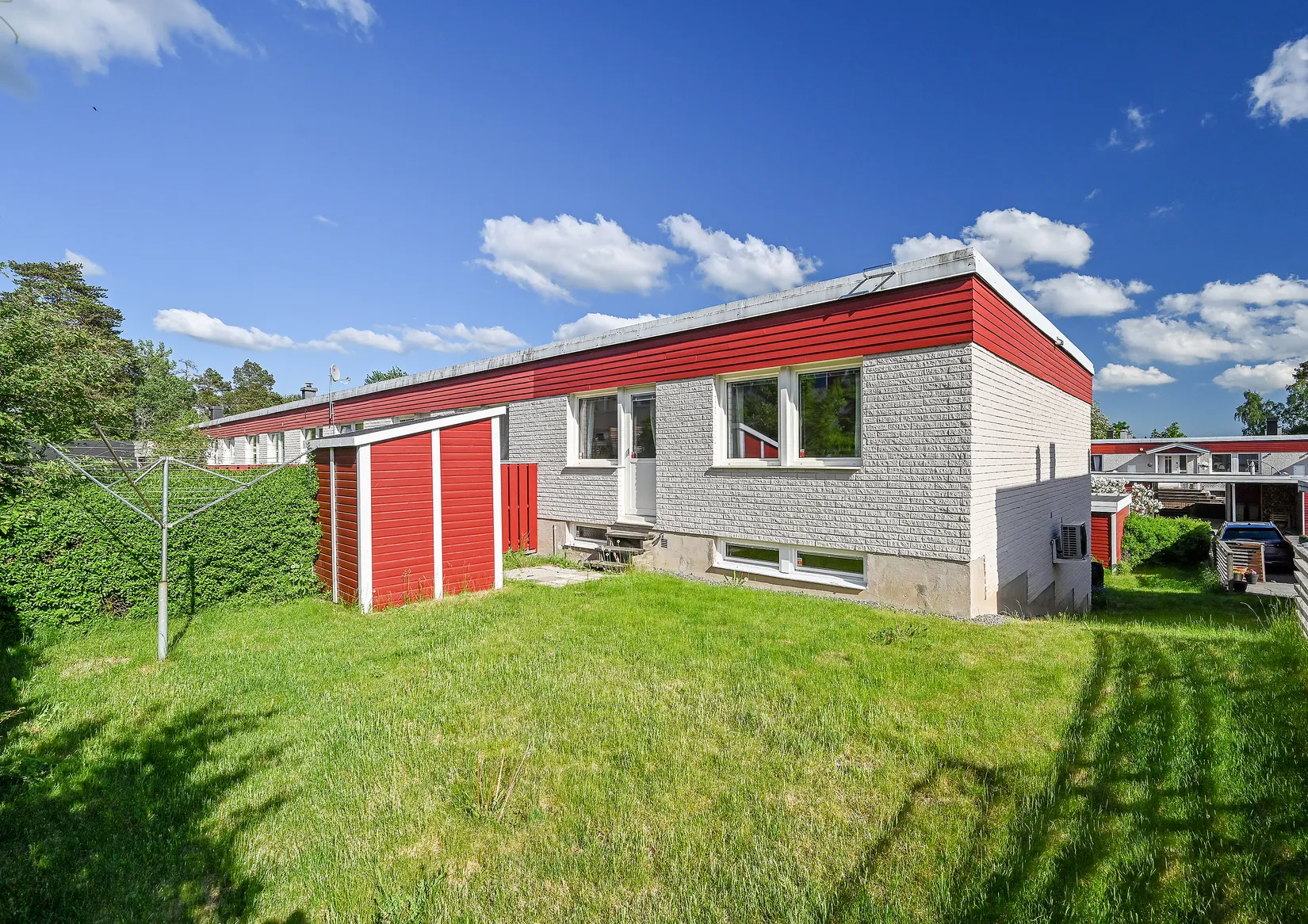 Villa, Radhus, Ljungvägen 53, Sjukyrkoberget, Upplands Väsby