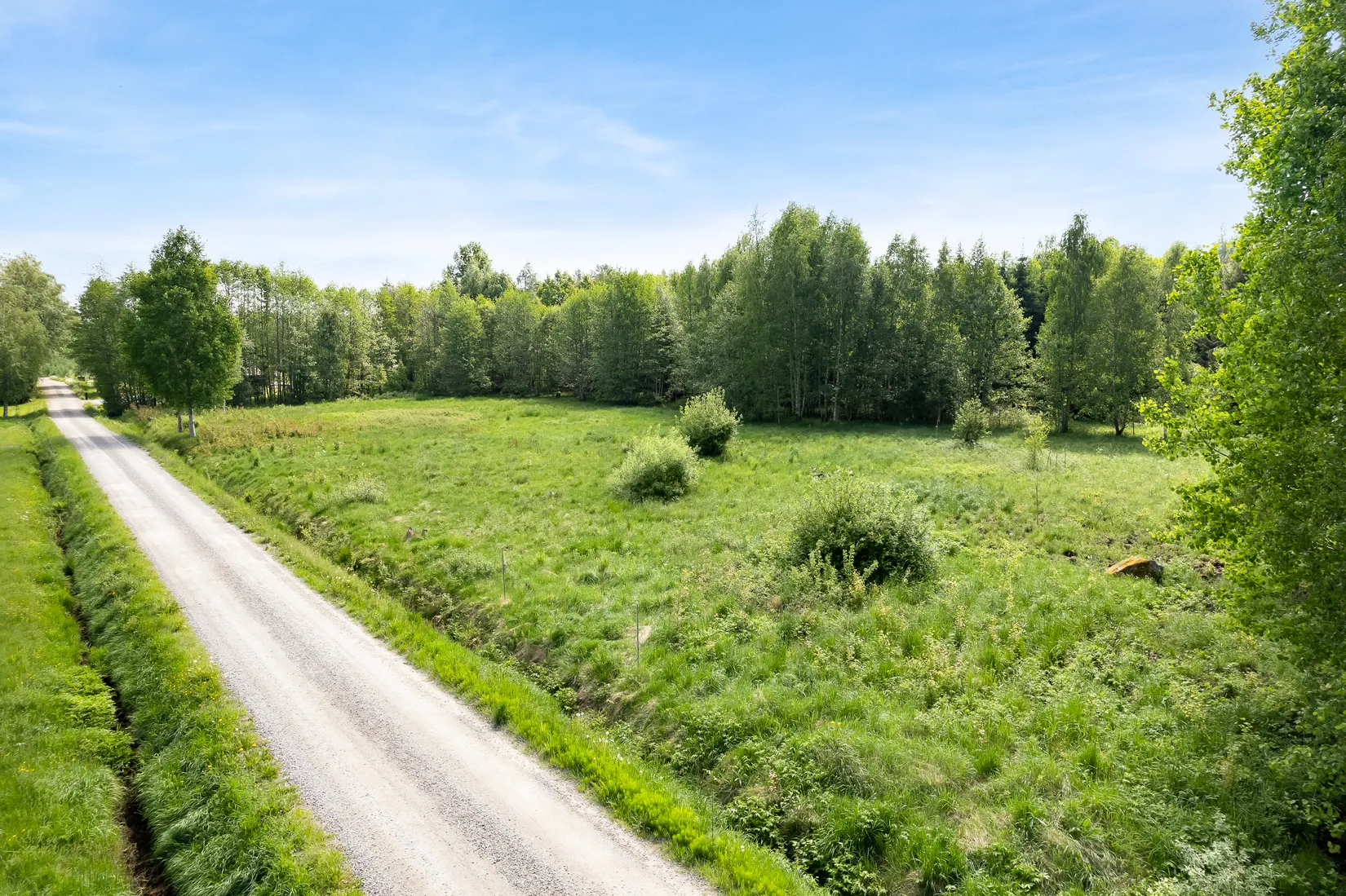 Tomt, Skarbjörka 198, Kumla