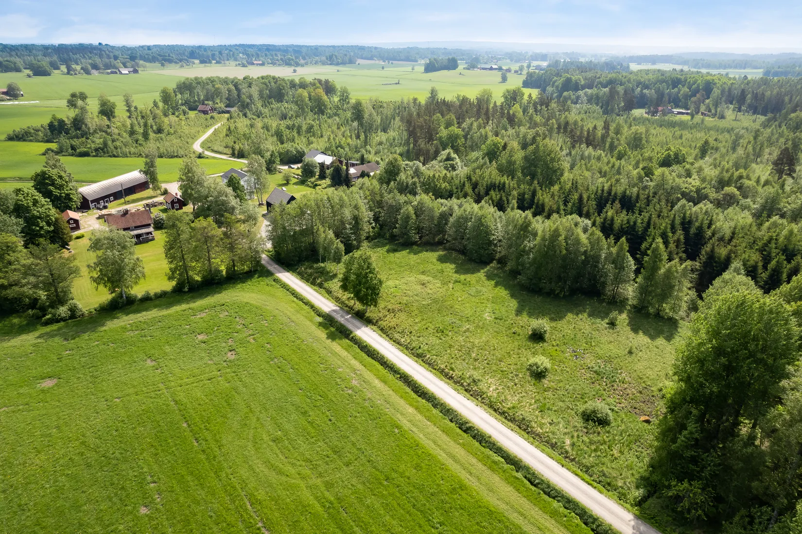 Tomt, Skarbjörka 198, Kumla