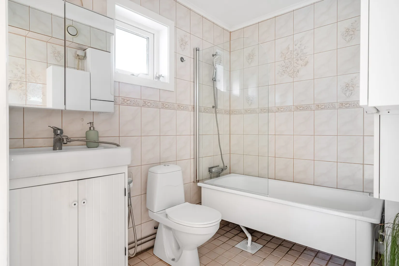 Villa, Banjovägen 5, Brunna, Upplands-Bro