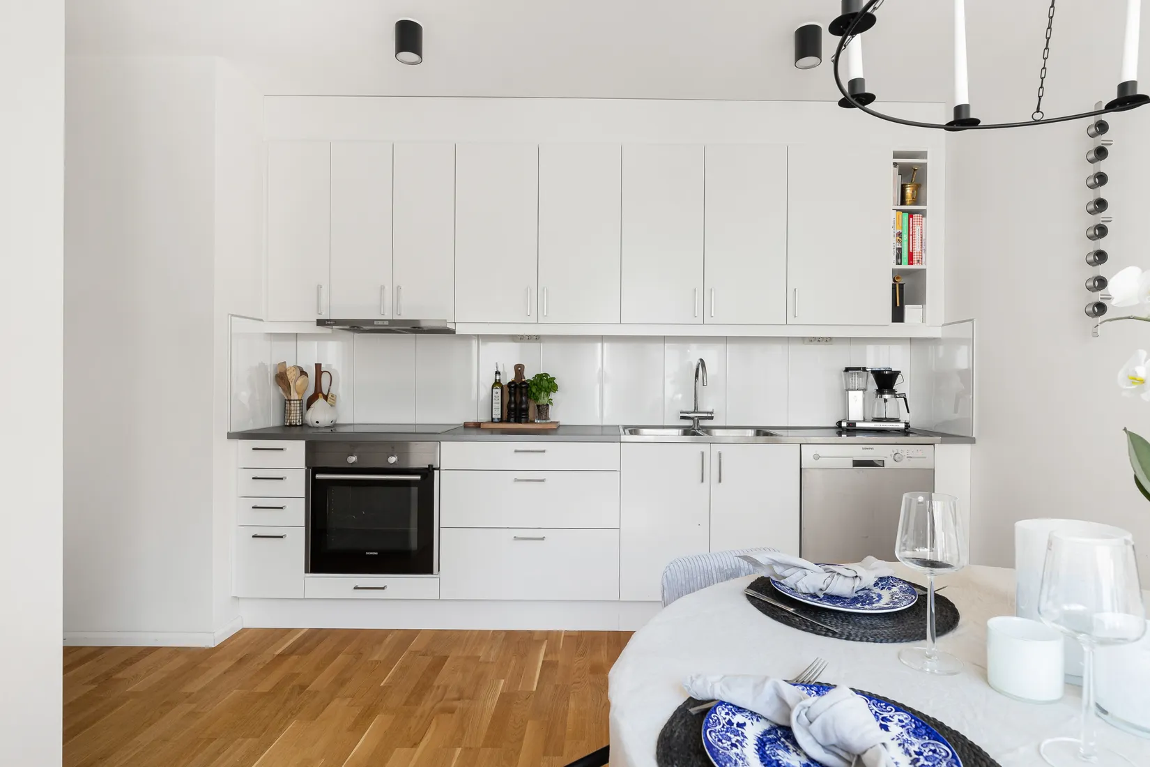 Bostadsrätt, Gustav III:s Boulevard 84, Frösunda, Solna