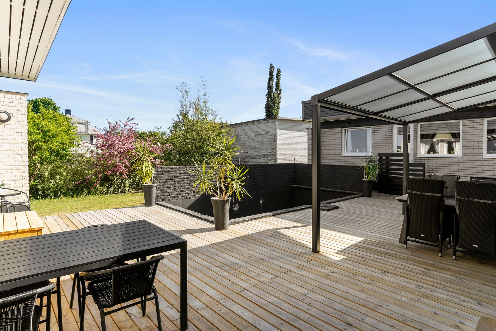 Villa, Gådeåvägen 9 & 11, Gådeåstaden, Härnösand