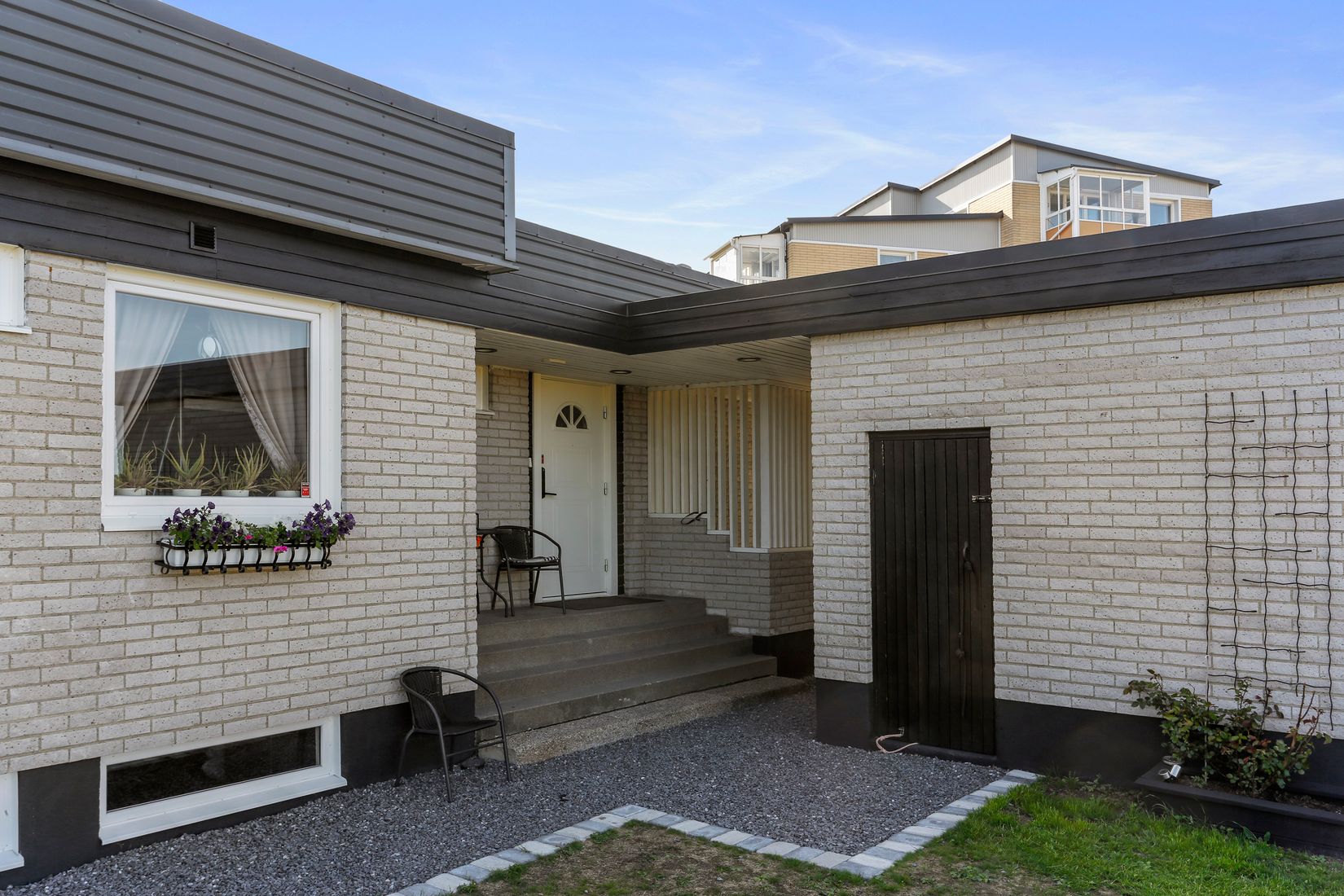 Villa, Gådeåvägen 9 & 11, Gådeåstaden, Härnösand