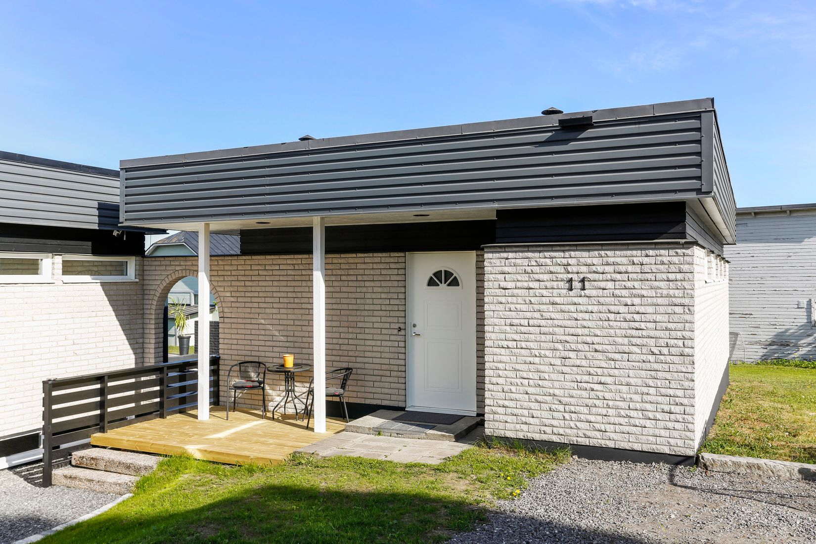 Villa, Gådeåvägen 9 & 11, Gådeåstaden, Härnösand