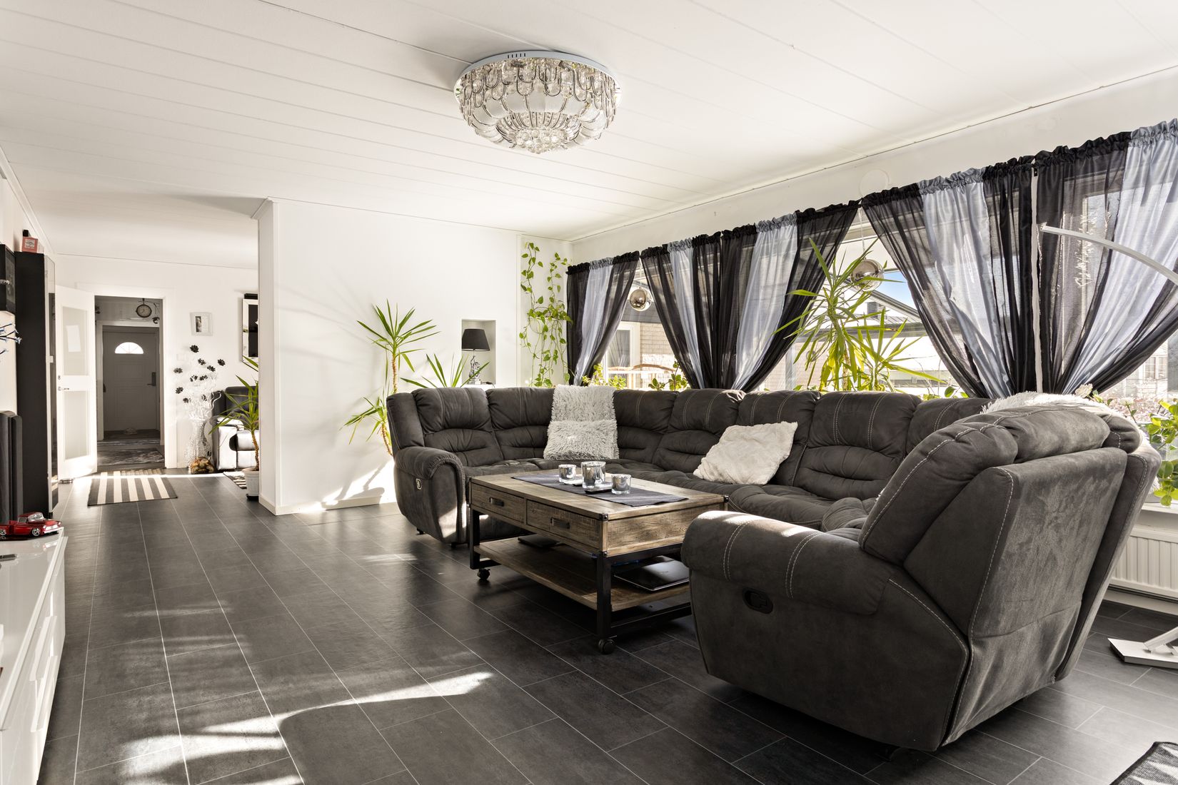 Villa, Gådeåvägen 9 & 11, Gådeåstaden, Härnösand