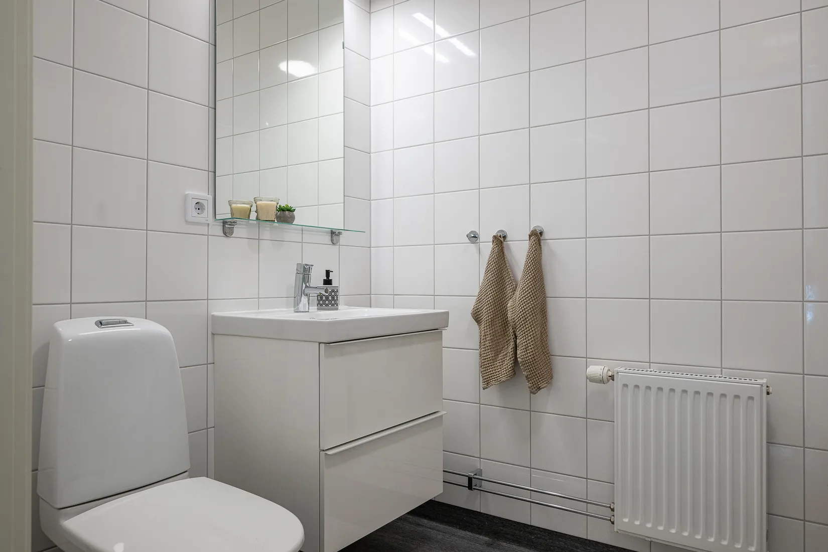 Radhus, Rosenhillsvägen 25, Arnö, Nyköping