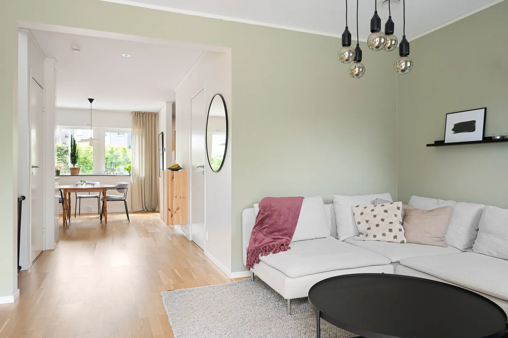 Radhus, Rosenhillsvägen 25, Arnö, Nyköping