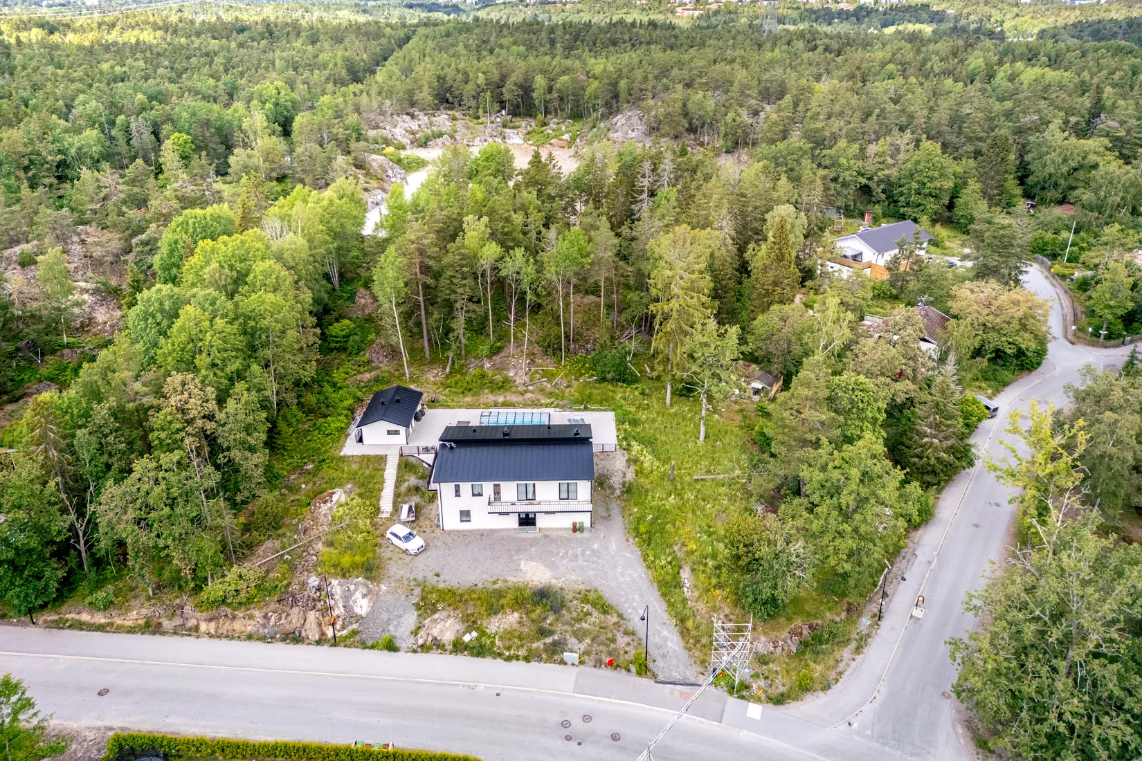 Tomt, Högmoravägen 27, Högmora, Huddinge