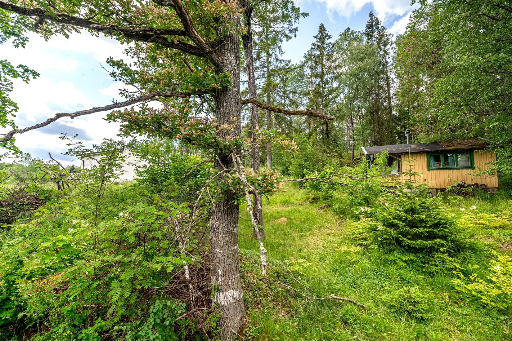 Tomt, Högmoravägen 27, Högmora, Huddinge