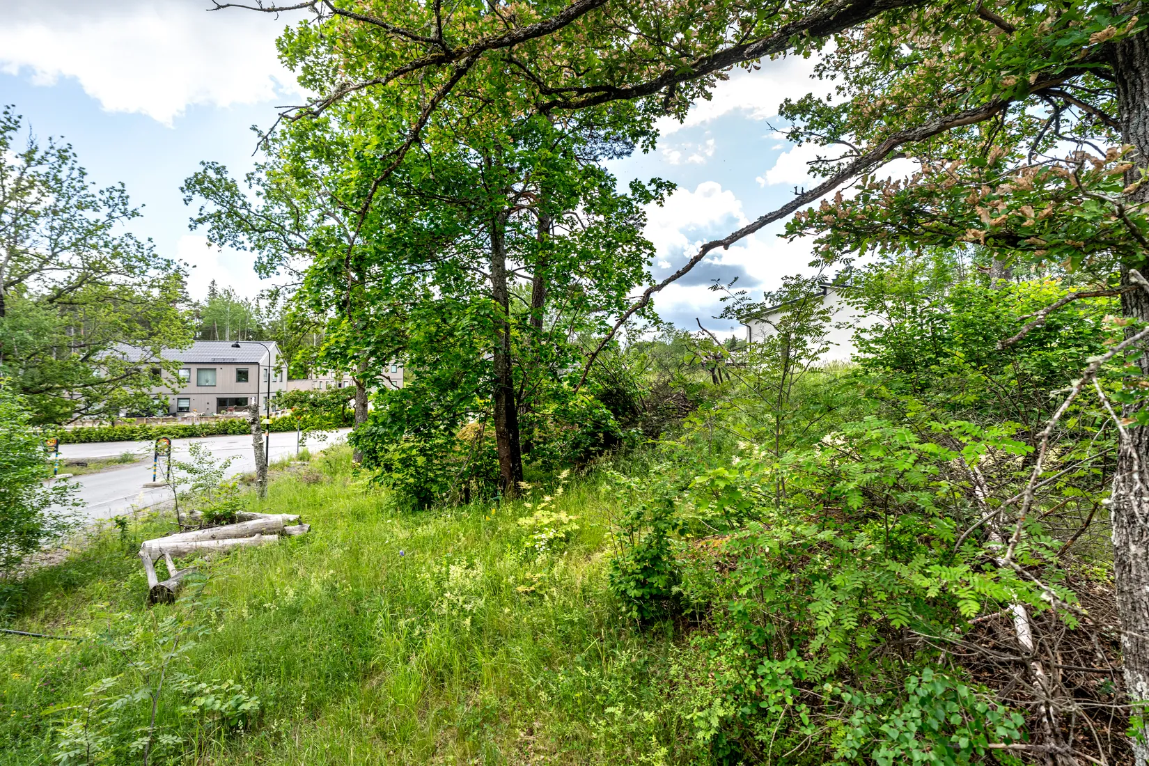 Tomt, Högmoravägen 27, Högmora, Huddinge