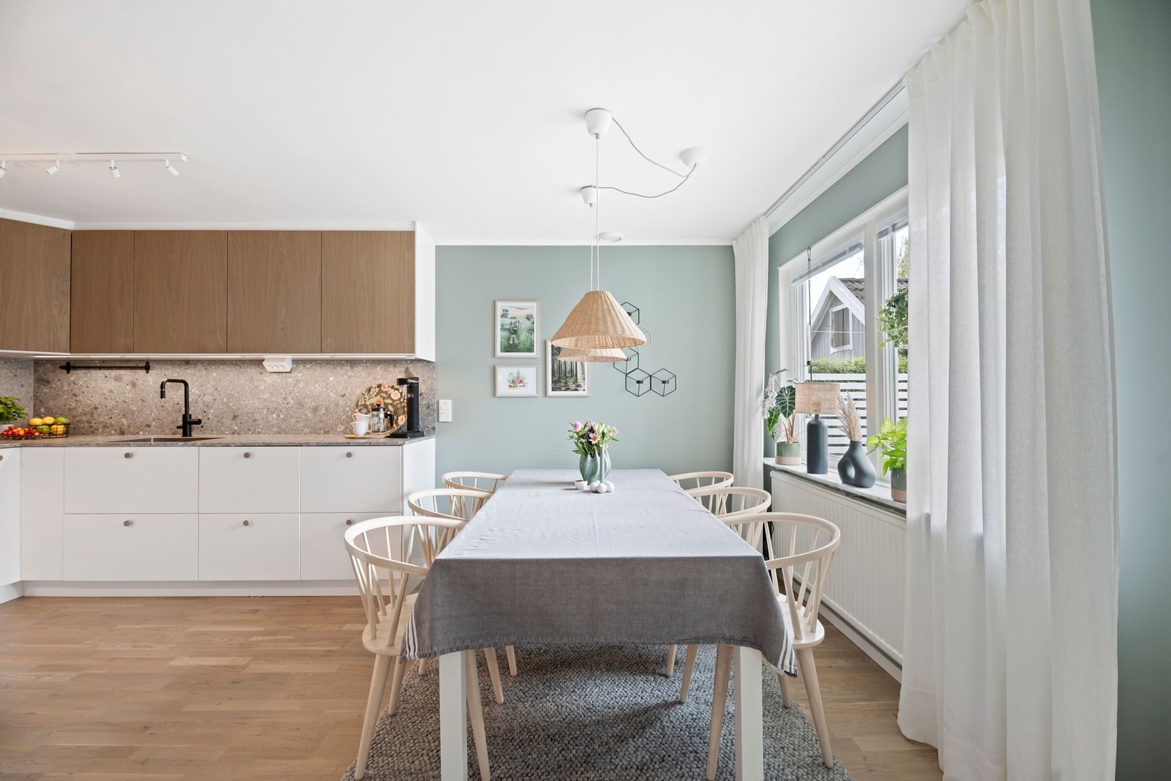 Radhus, Nöthårsvägen 49, Nåntuna, Uppsala