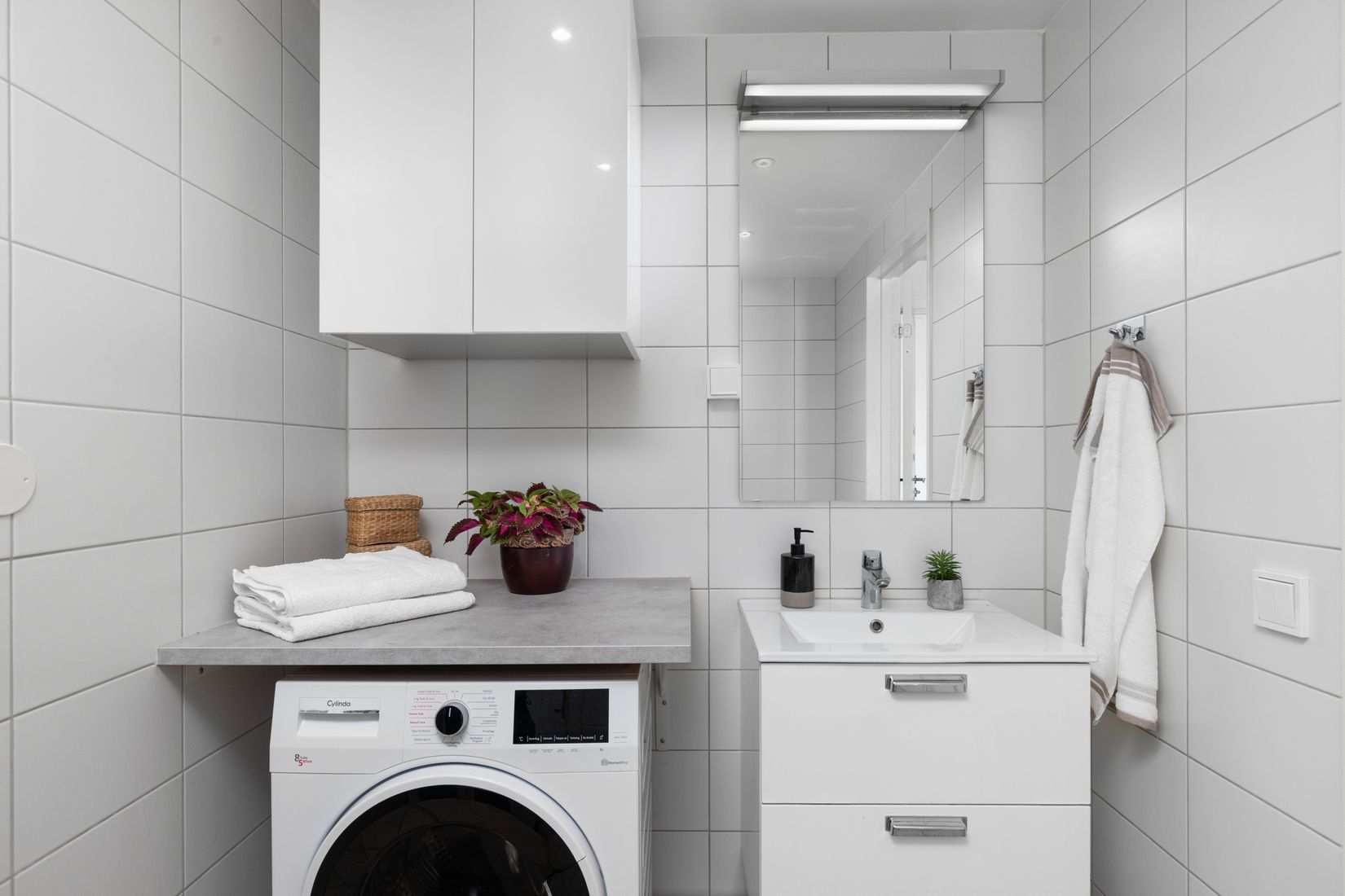 Bostadsrätt, Råbyvägen 57E, Gränby, Uppsala