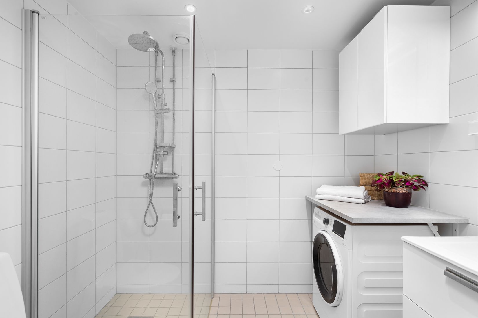 Bostadsrätt, Råbyvägen 57E, Gränby, Uppsala