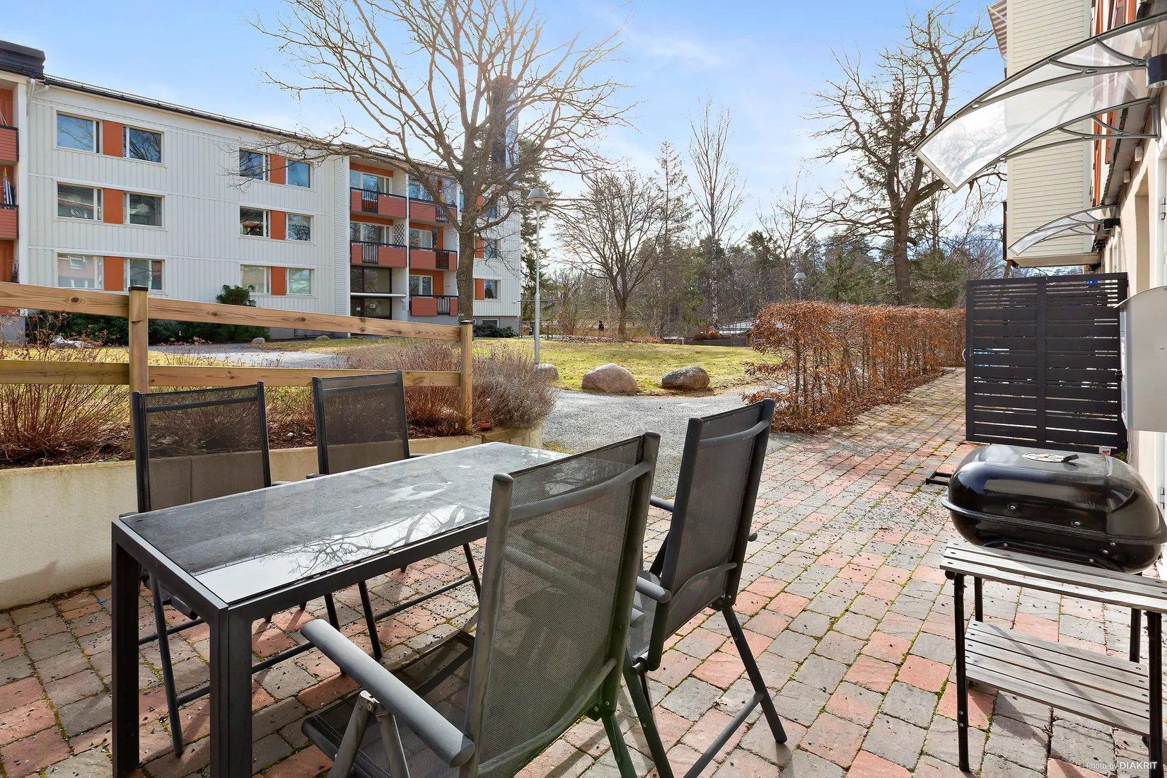 Bostadsrätt, Trollvägen 17D, entréplan, Kallhäll, Järfälla