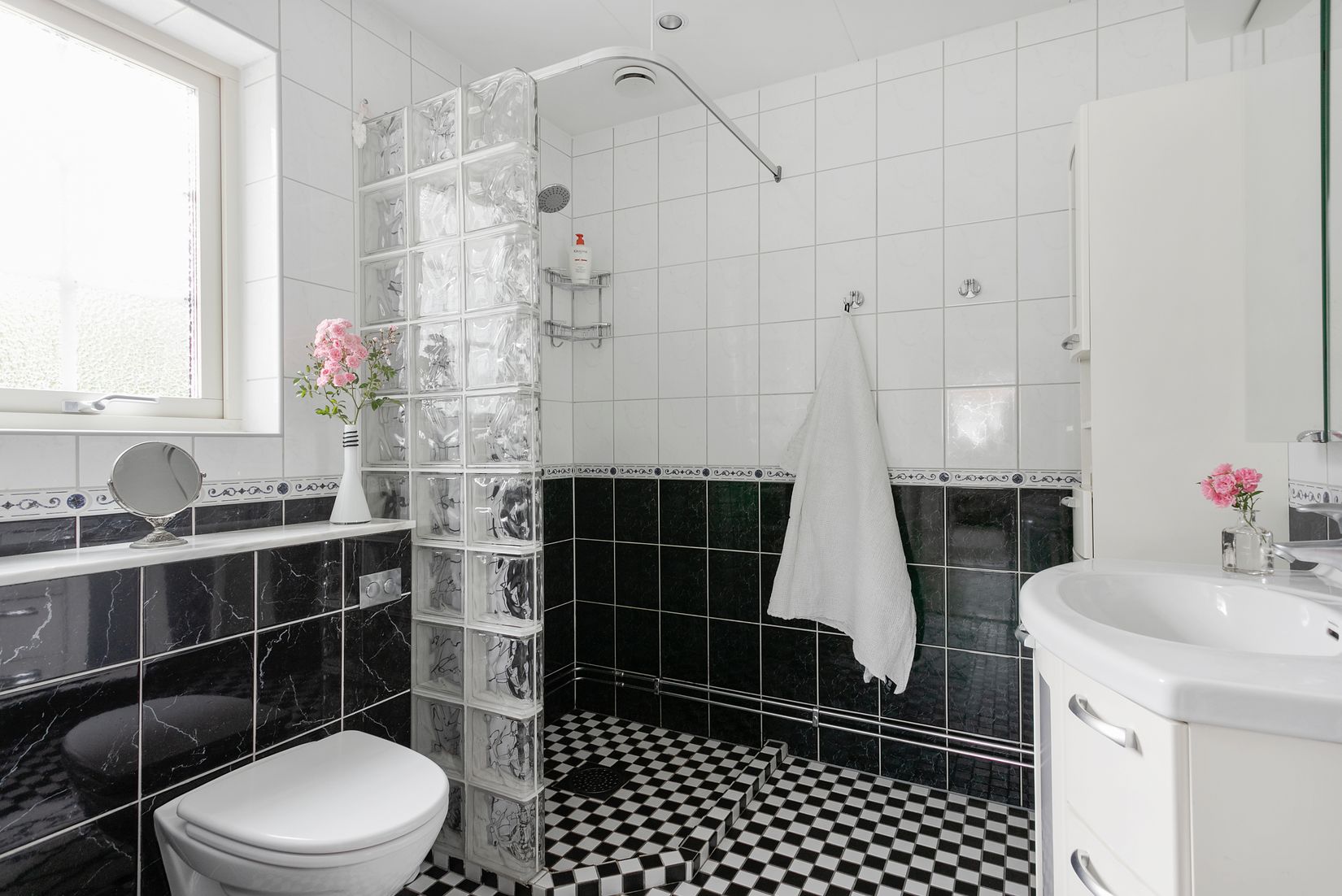 Villa, Strandbackavägen 8, Träslövsläge, Varberg