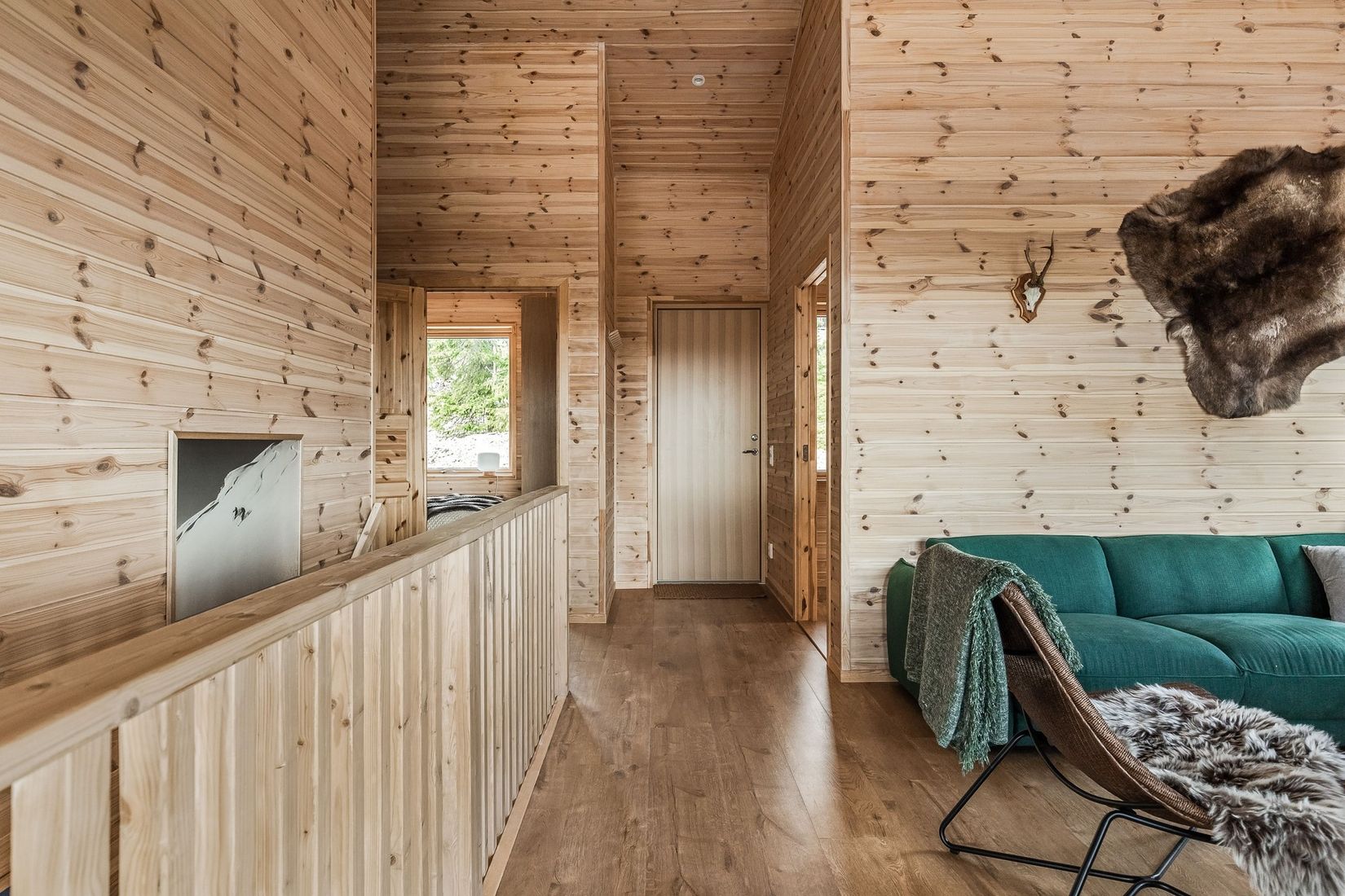 Radhus, Svampstigen 9B, Svampstigen, Utsikten, Storhogna, Berg