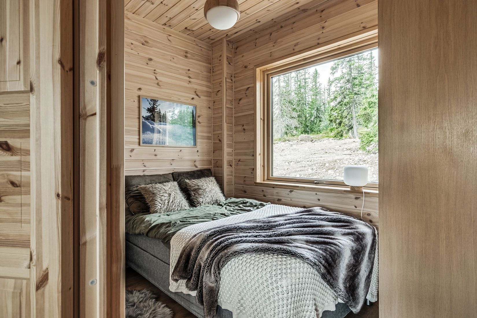 Radhus, Svampstigen 9B, Svampstigen, Utsikten, Storhogna, Berg