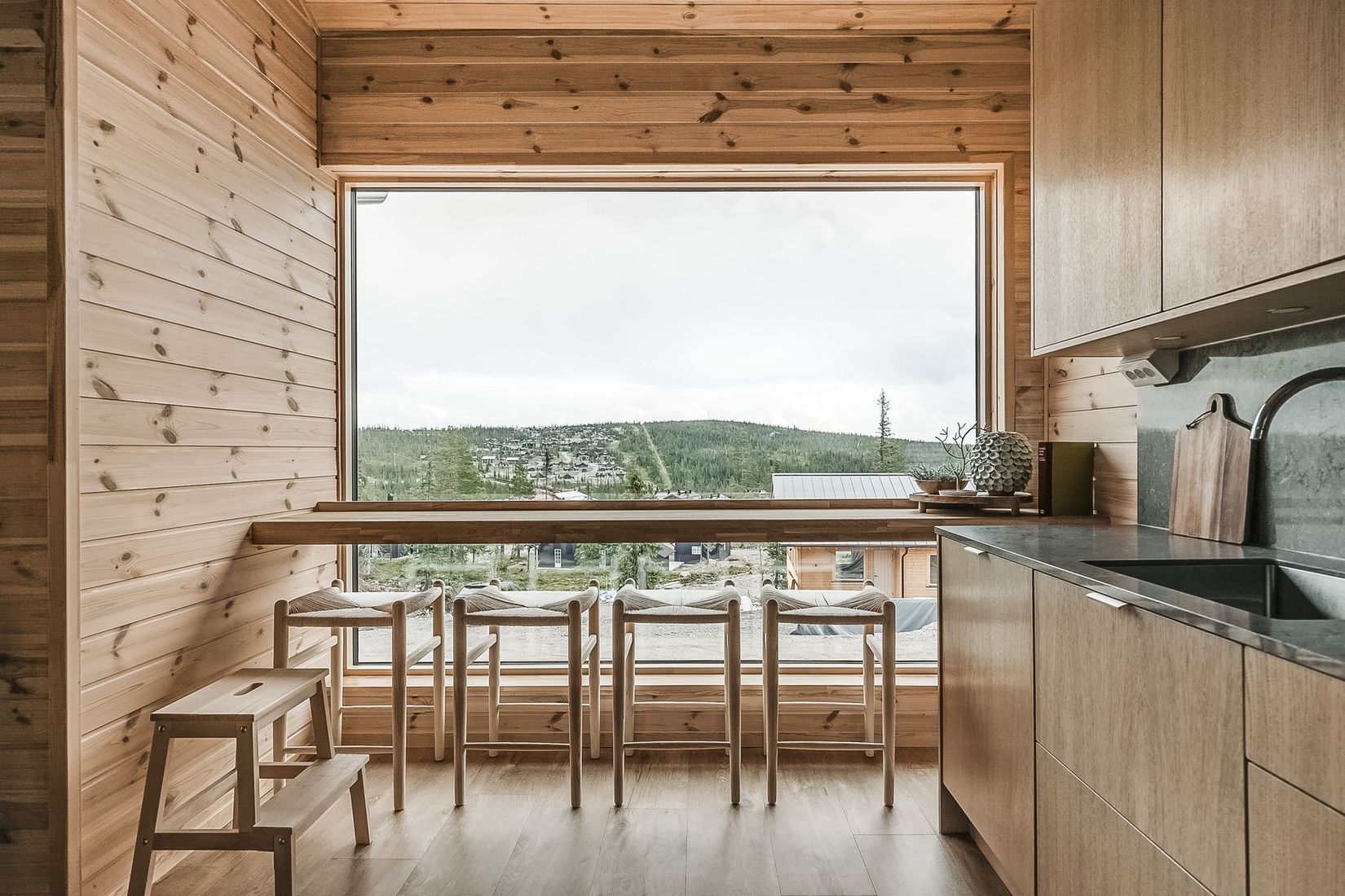 Radhus, Svampstigen 9B, Svampstigen, Utsikten, Storhogna, Berg
