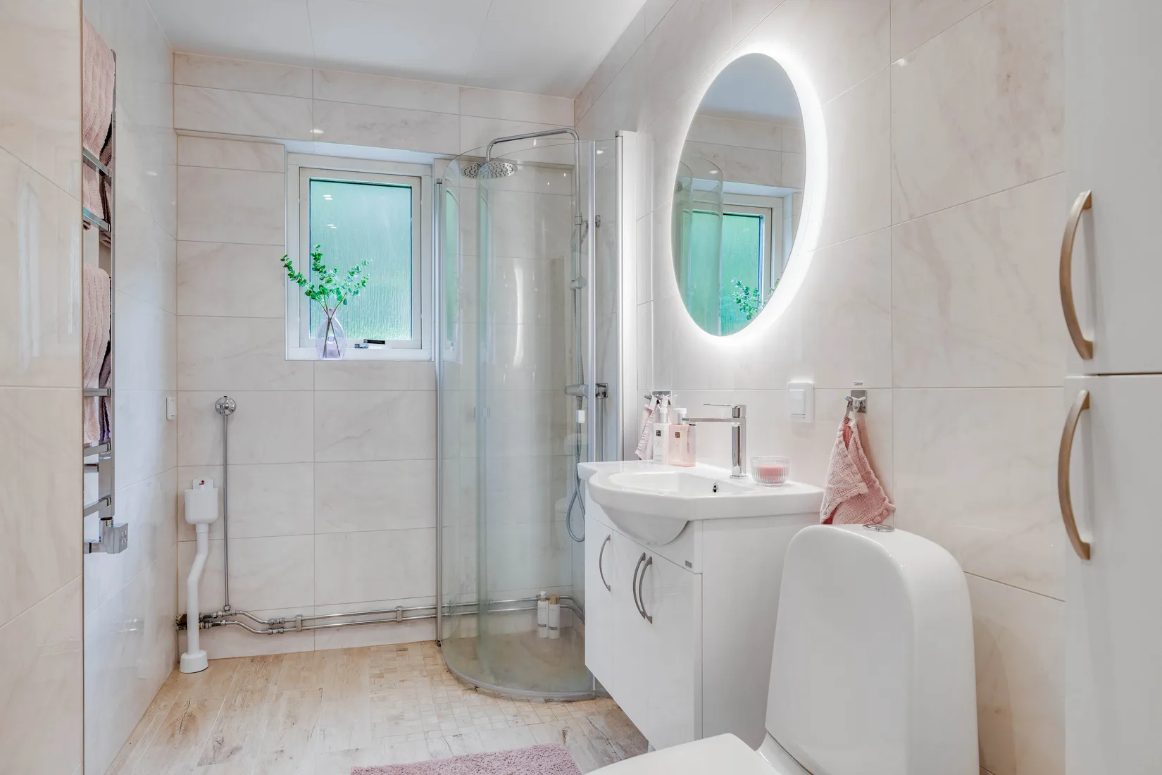 Bostadsrätt, Herrgårdsvägen 21A, Surte, Ale