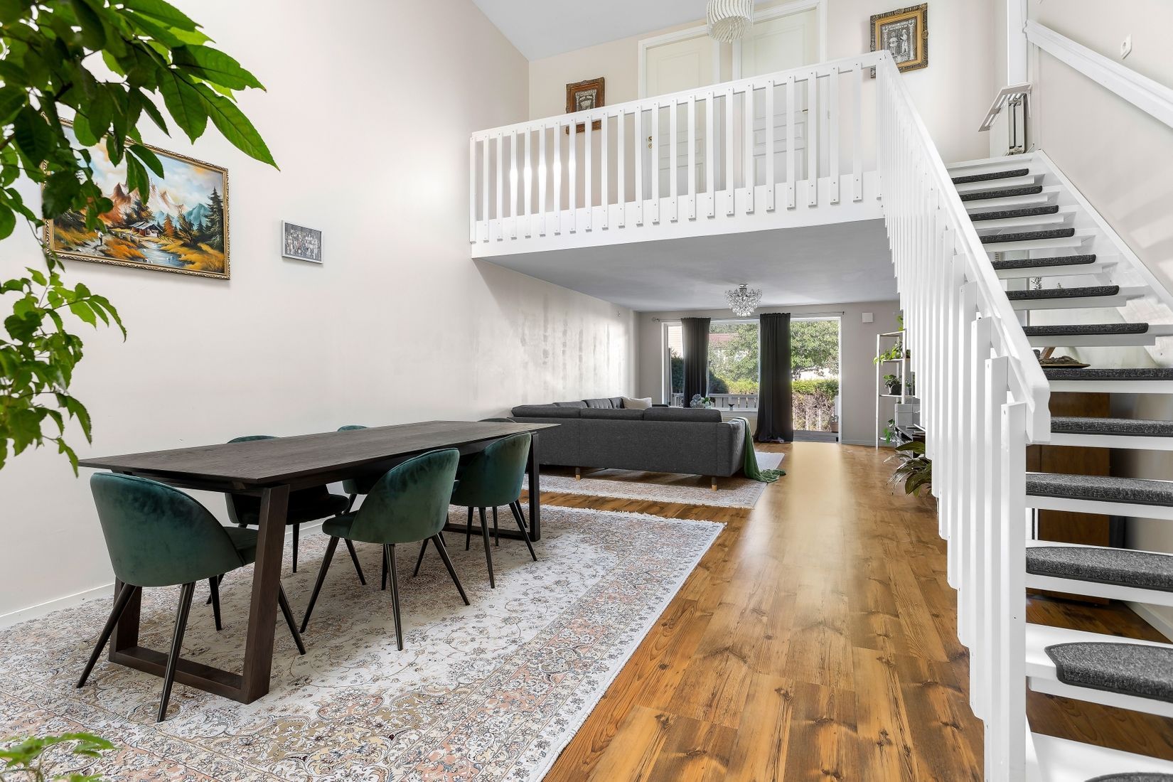 Radhus, Högbyvägen 212, Viksjö, Järfälla