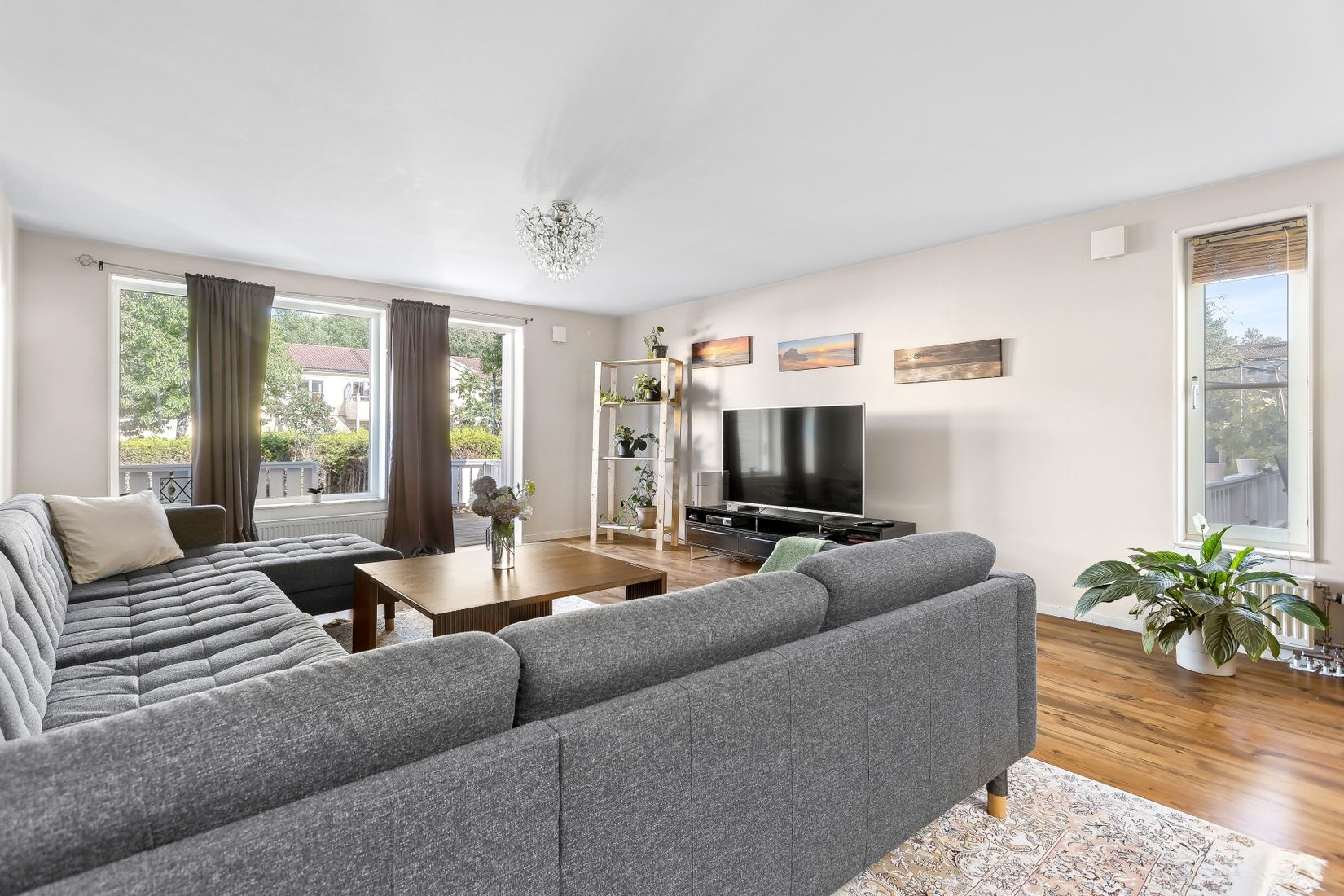 Radhus, Högbyvägen 212, Viksjö, Järfälla