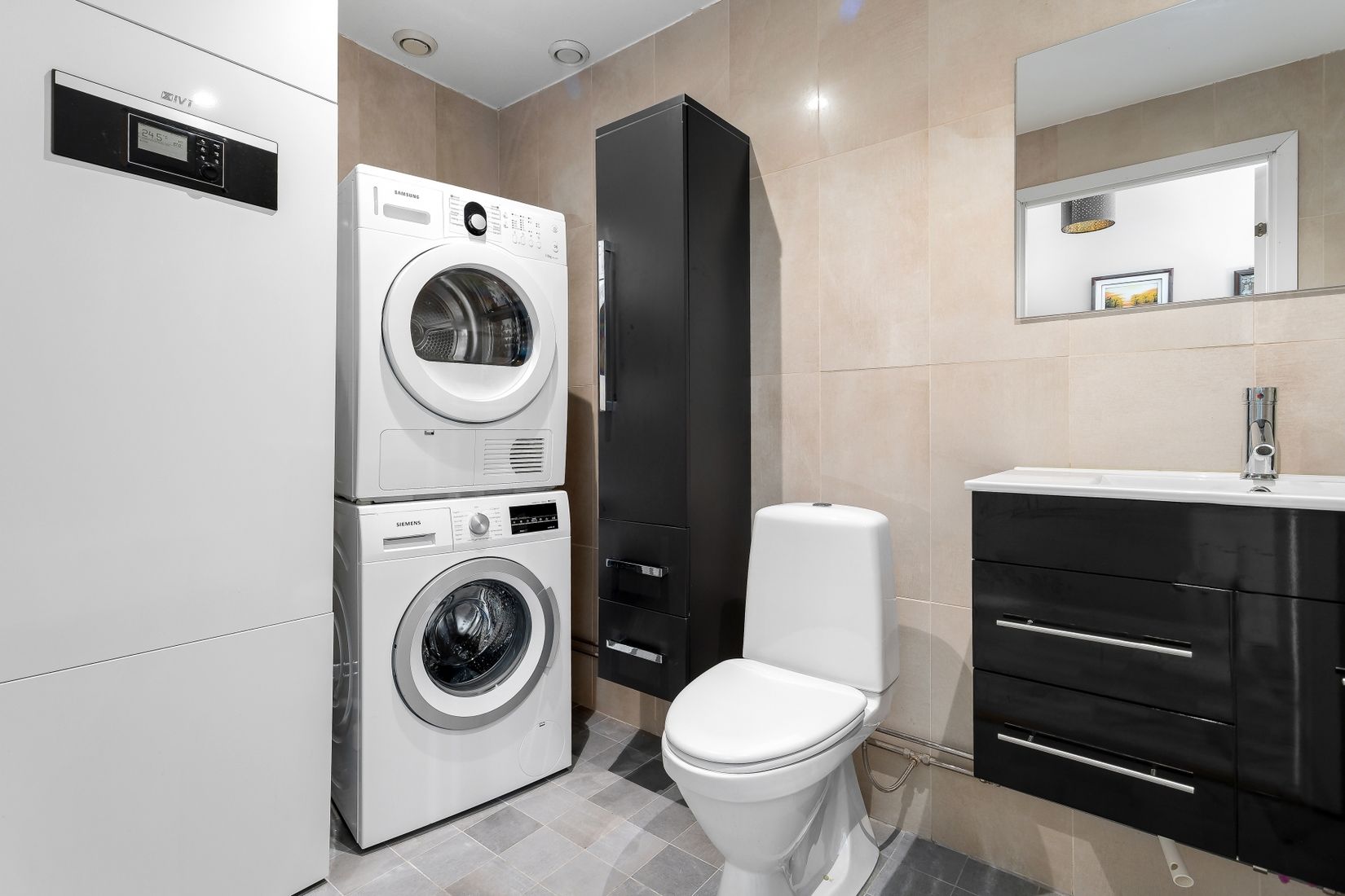 Radhus, Högbyvägen 212, Viksjö, Järfälla