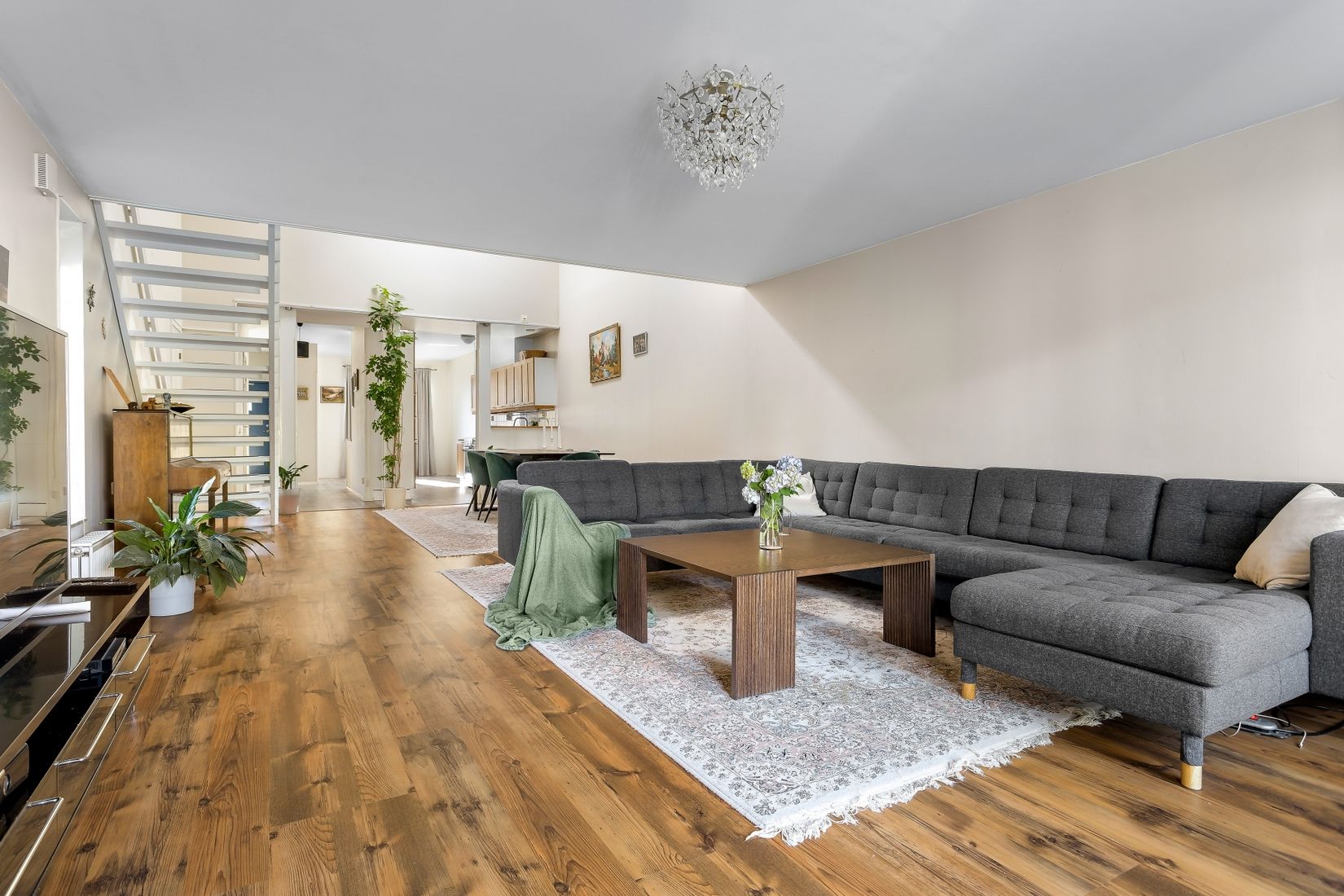 Radhus, Högbyvägen 212, Viksjö, Järfälla