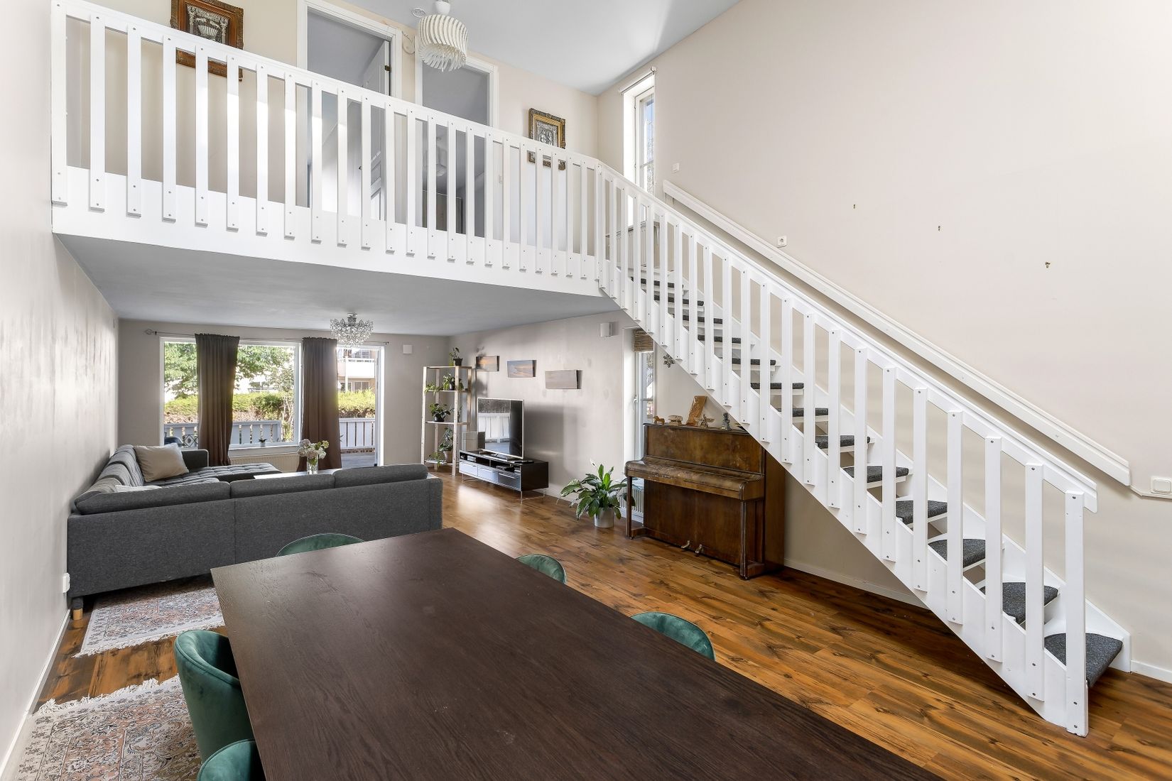 Radhus, Högbyvägen 212, Viksjö, Järfälla