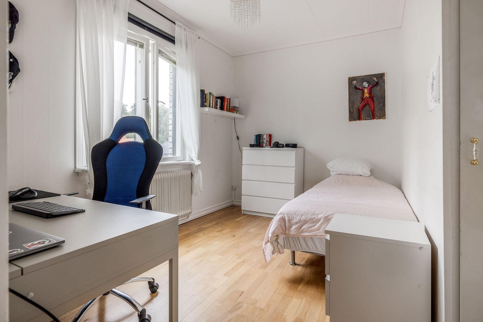 Villa, Rosenhällsgatan 12, Snopptorp, Eskilstuna