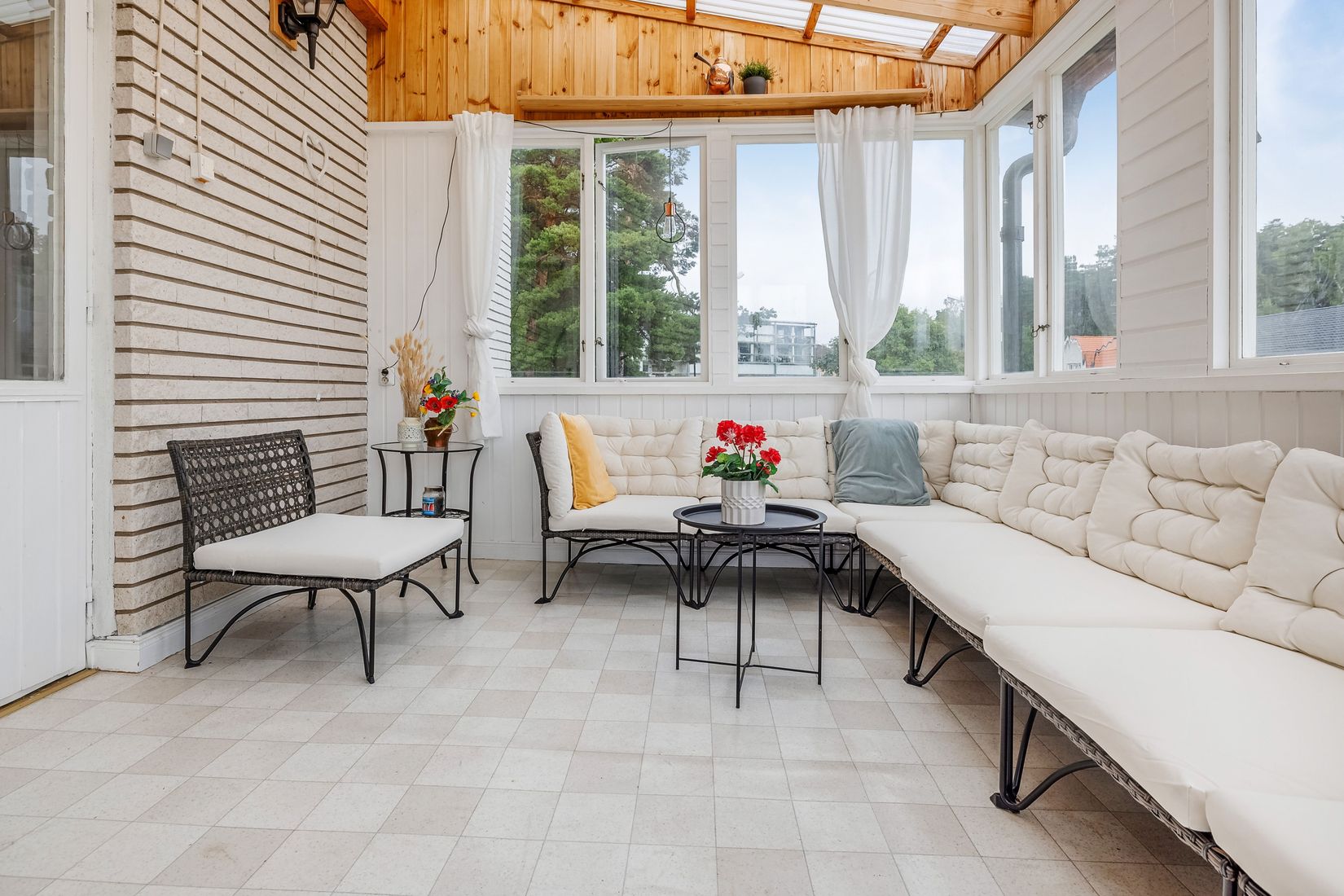 Villa, Rosenhällsgatan 12, Snopptorp, Eskilstuna