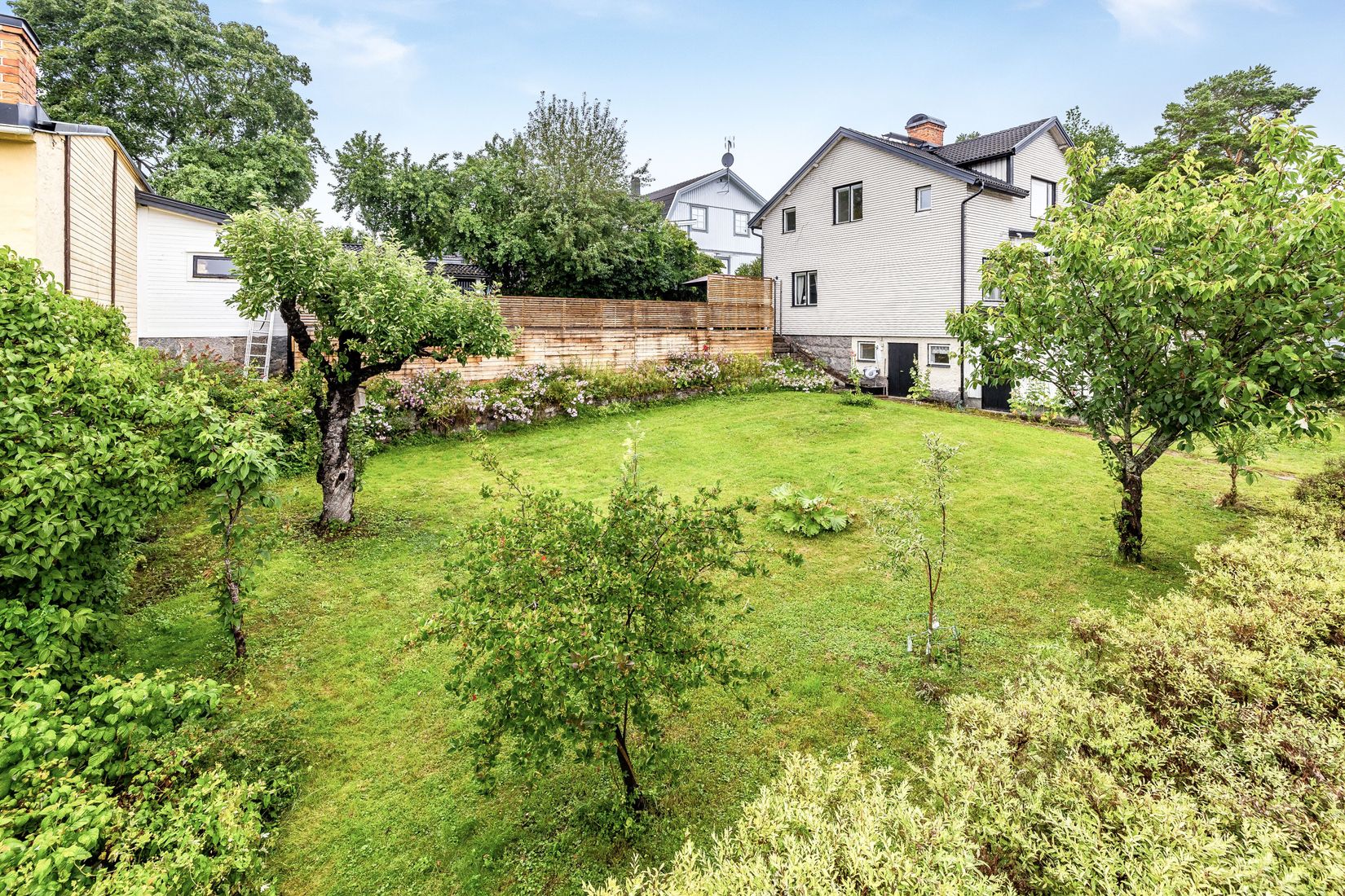 Villa, Rosenhällsgatan 12, Snopptorp, Eskilstuna