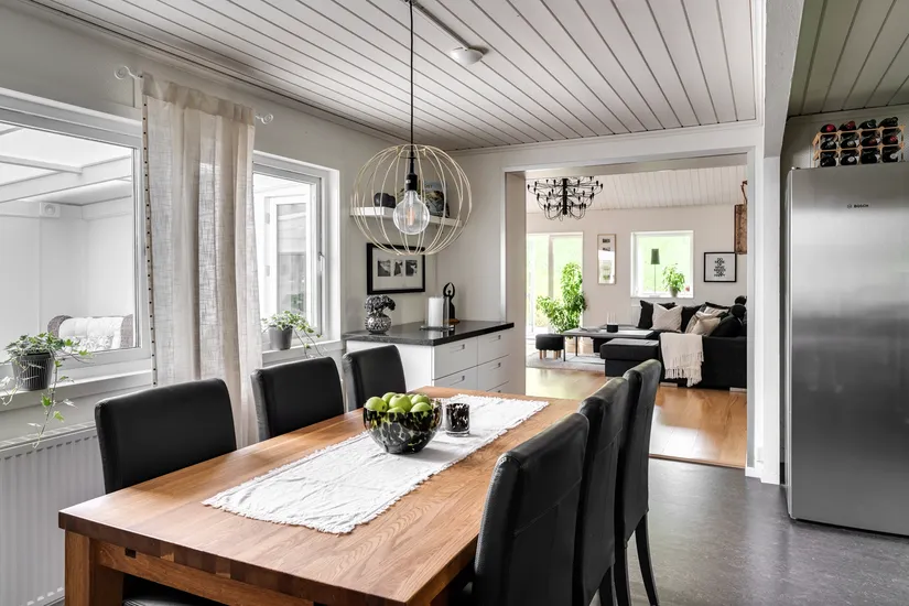 Villa, Tornbergavägen 17, Tungelsta, Haninge