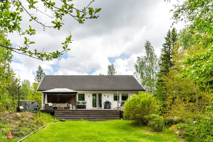 Villa, Tornbergavägen 17, Tungelsta, Haninge