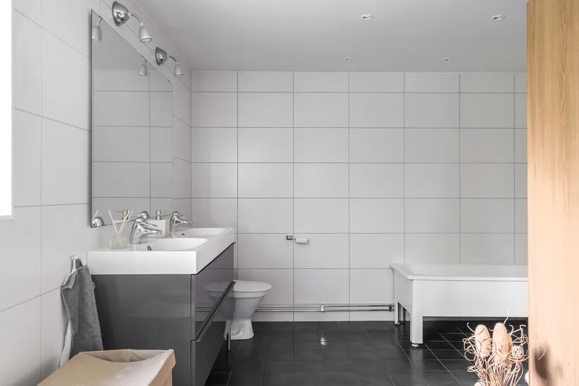 Villa, Tornbergavägen 17, Tungelsta, Haninge