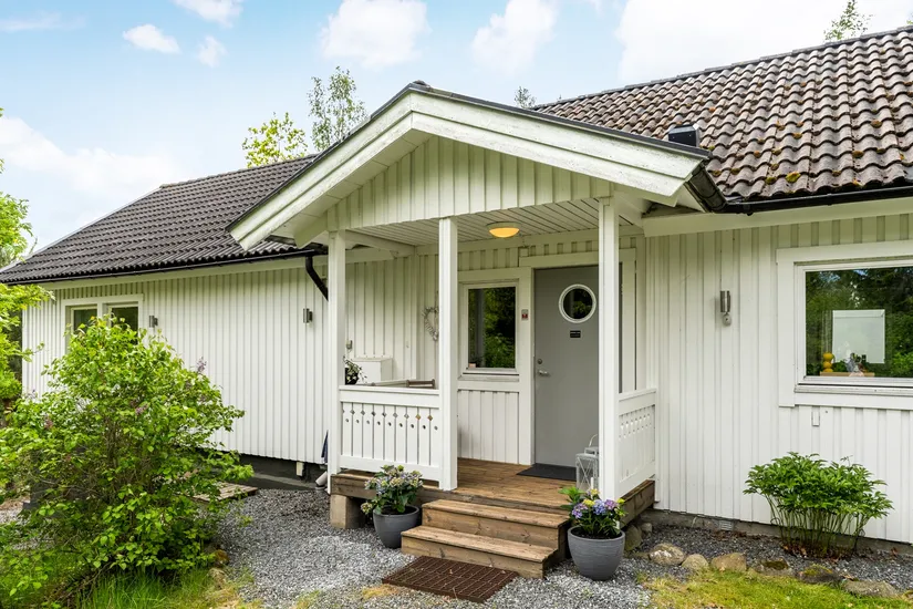 Villa, Tornbergavägen 17, Tungelsta, Haninge