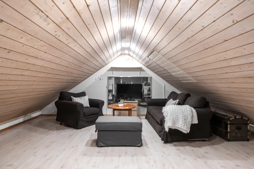 Villa, Tornbergavägen 17, Tungelsta, Haninge