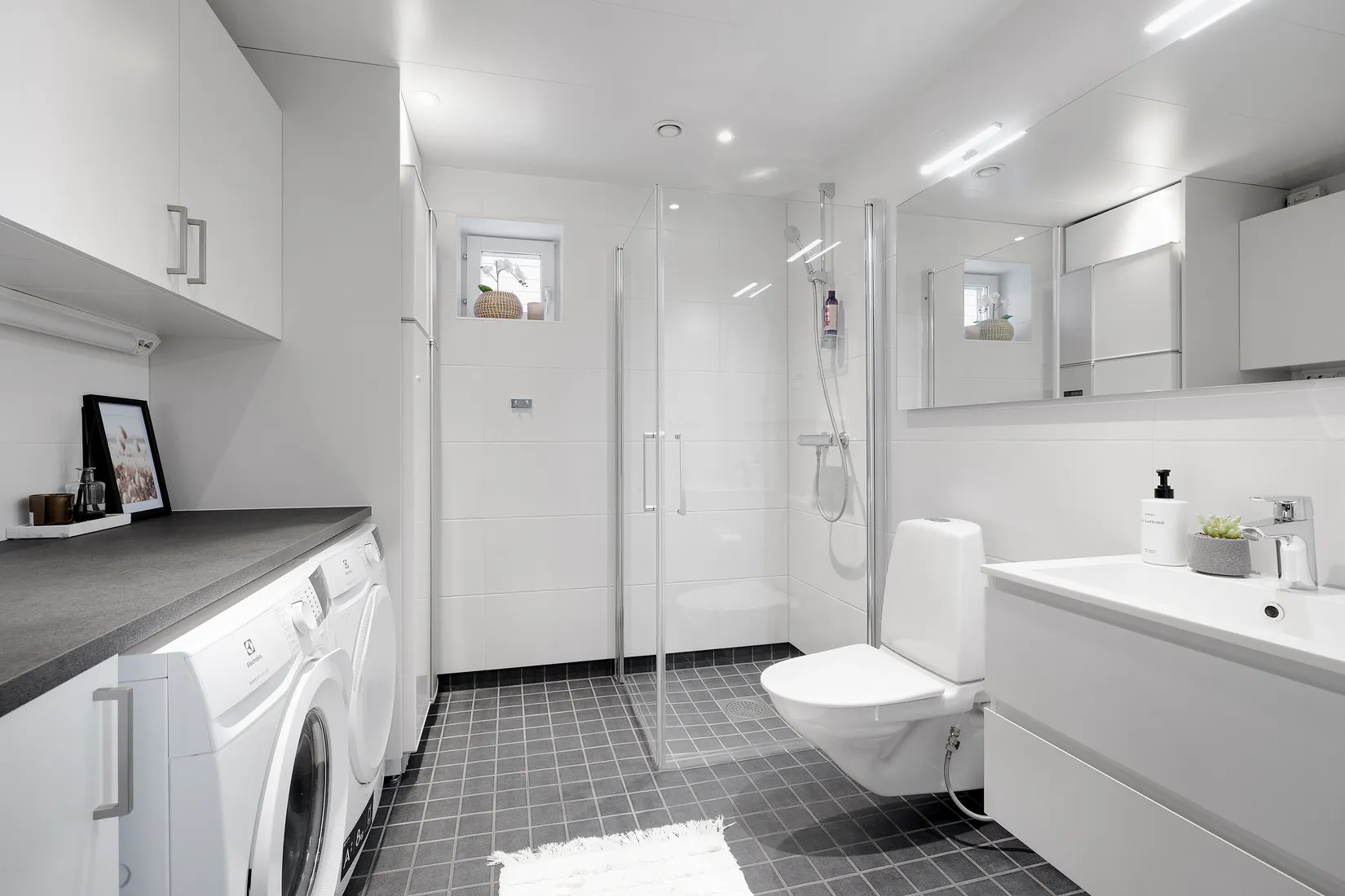 Bostadsrätt, Radhus, Vällstavägen 5, Eds Allé, Upplands Väsby