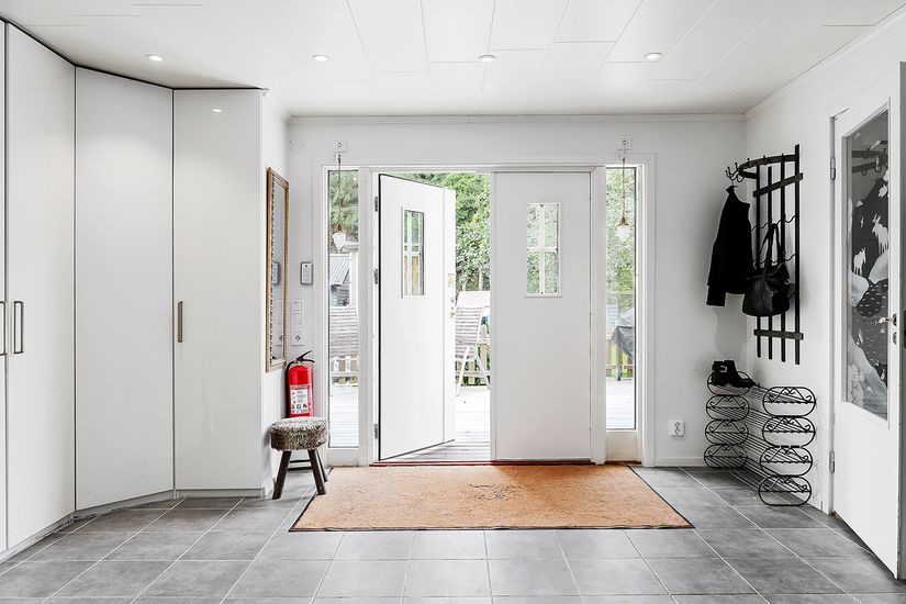 Villa, Kollanda 145, Ale