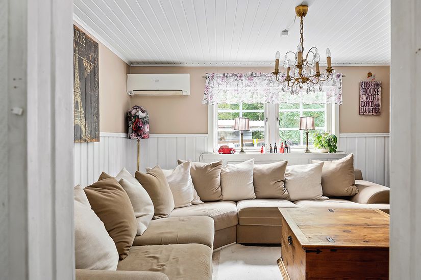 Villa, Kollanda 145, Ale