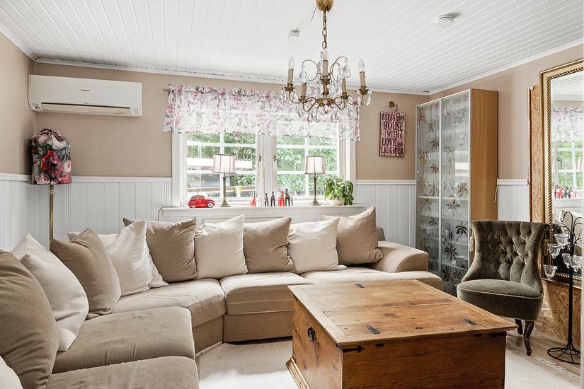 Villa, Kollanda 145, Ale