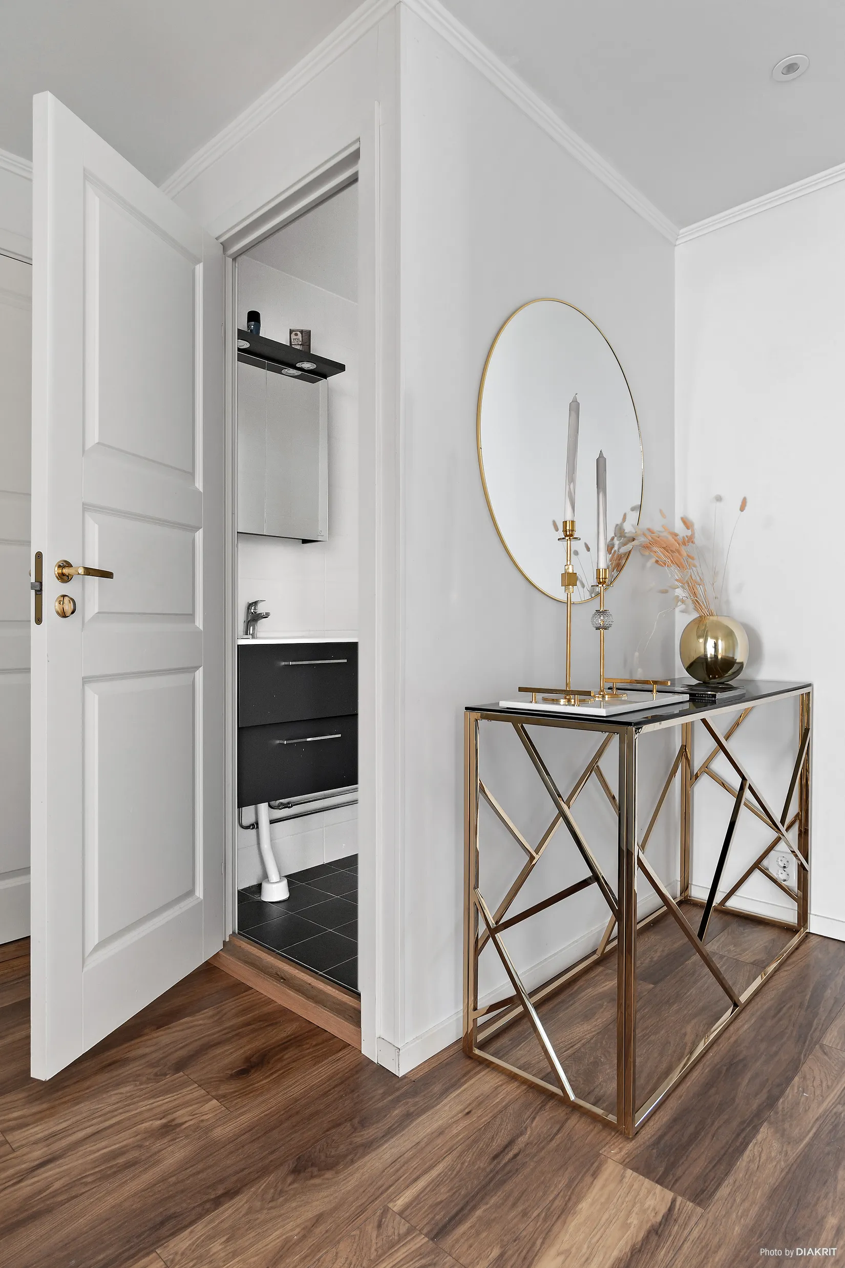 Bostadsrätt, Radhus, Målarstigen 28, Salem