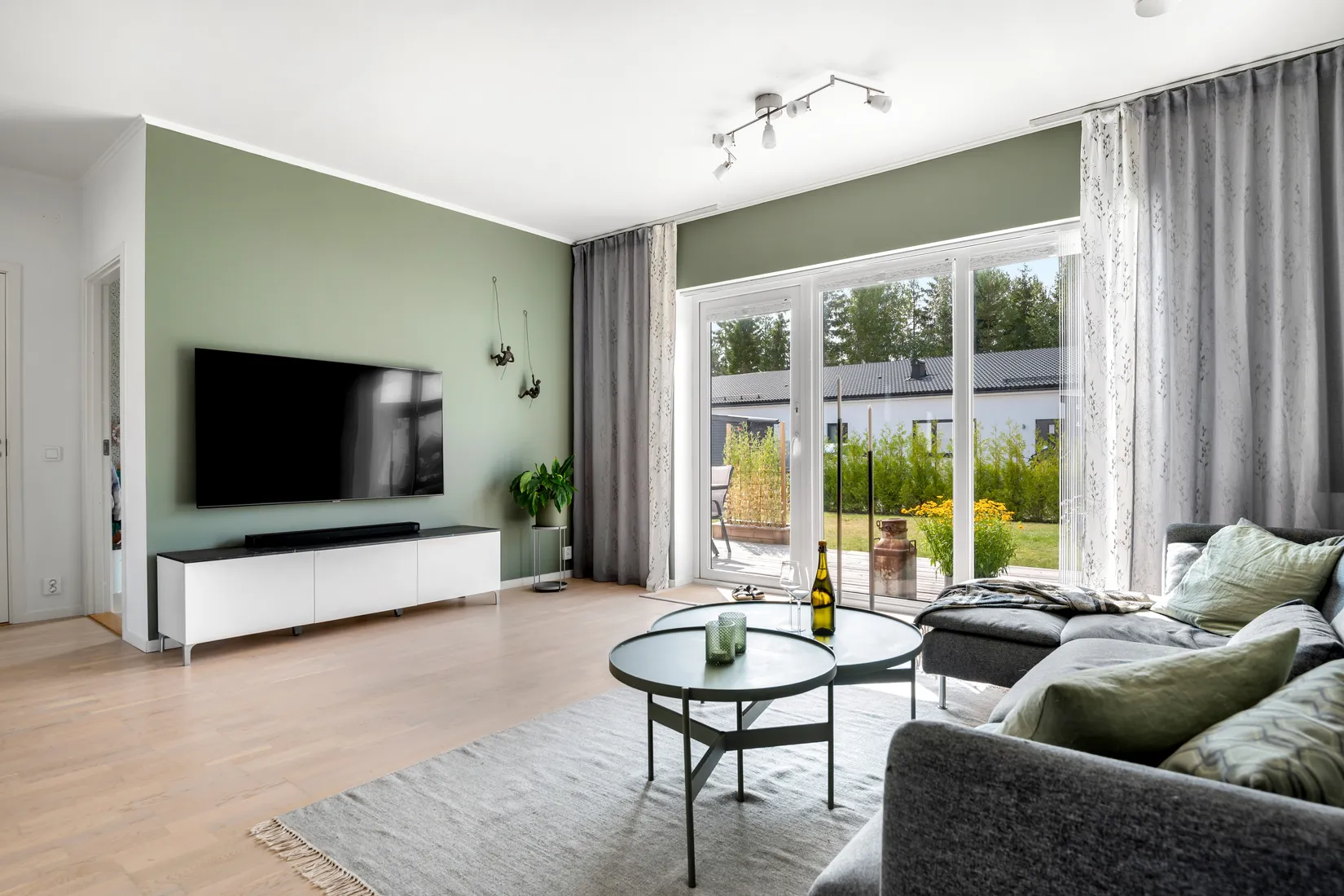 Radhus, Koggvägen 4, Bredsand, Enköping