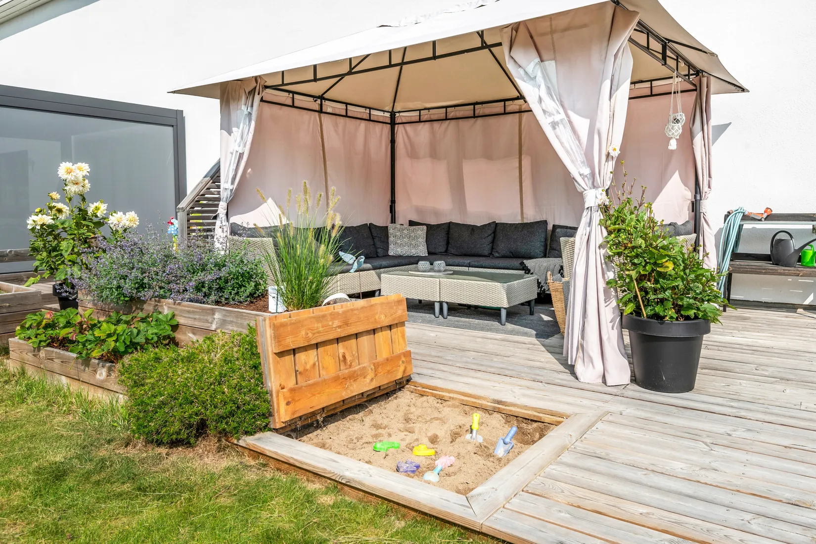 Radhus, Koggvägen 4, Bredsand, Enköping