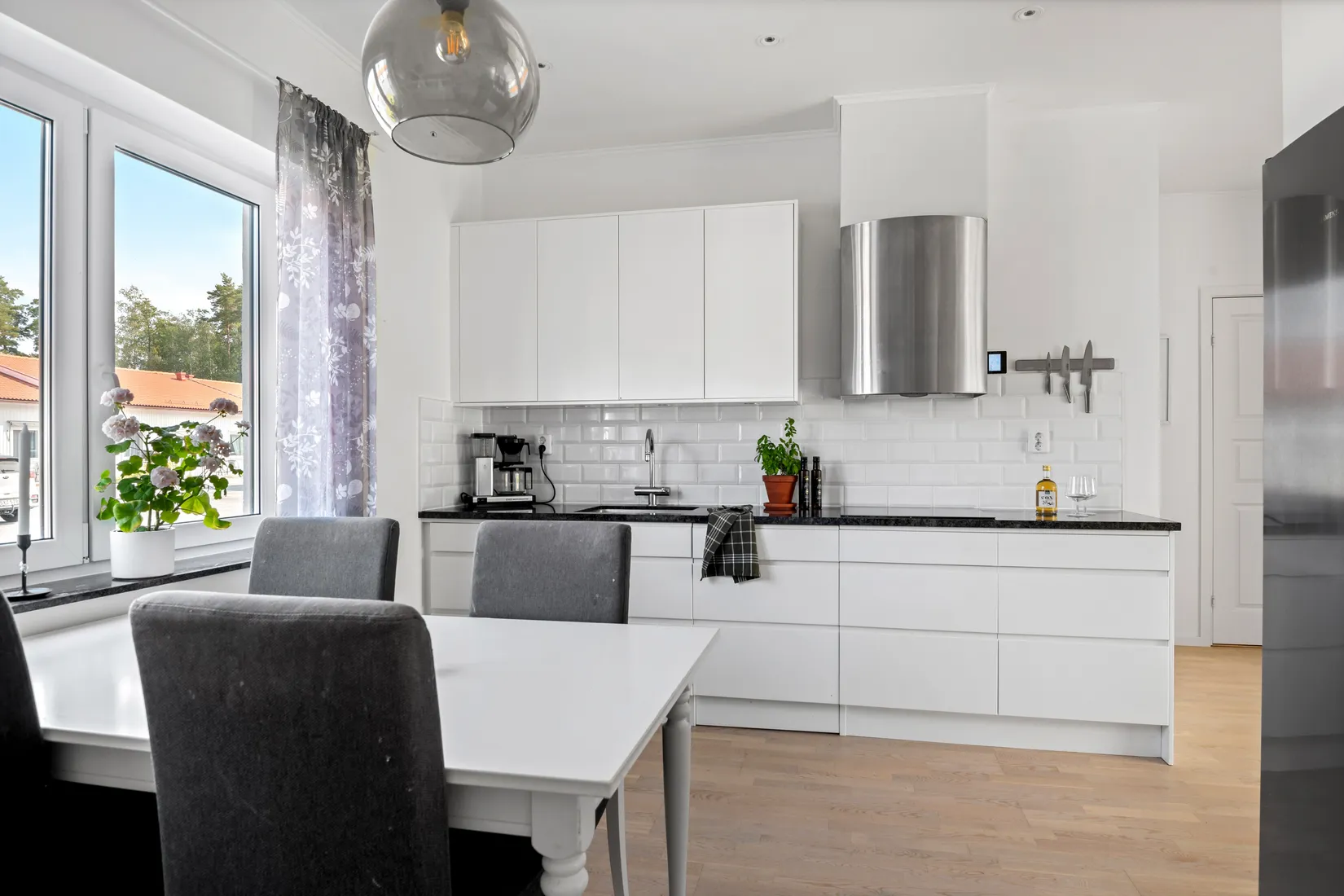 Radhus, Koggvägen 4, Bredsand, Enköping