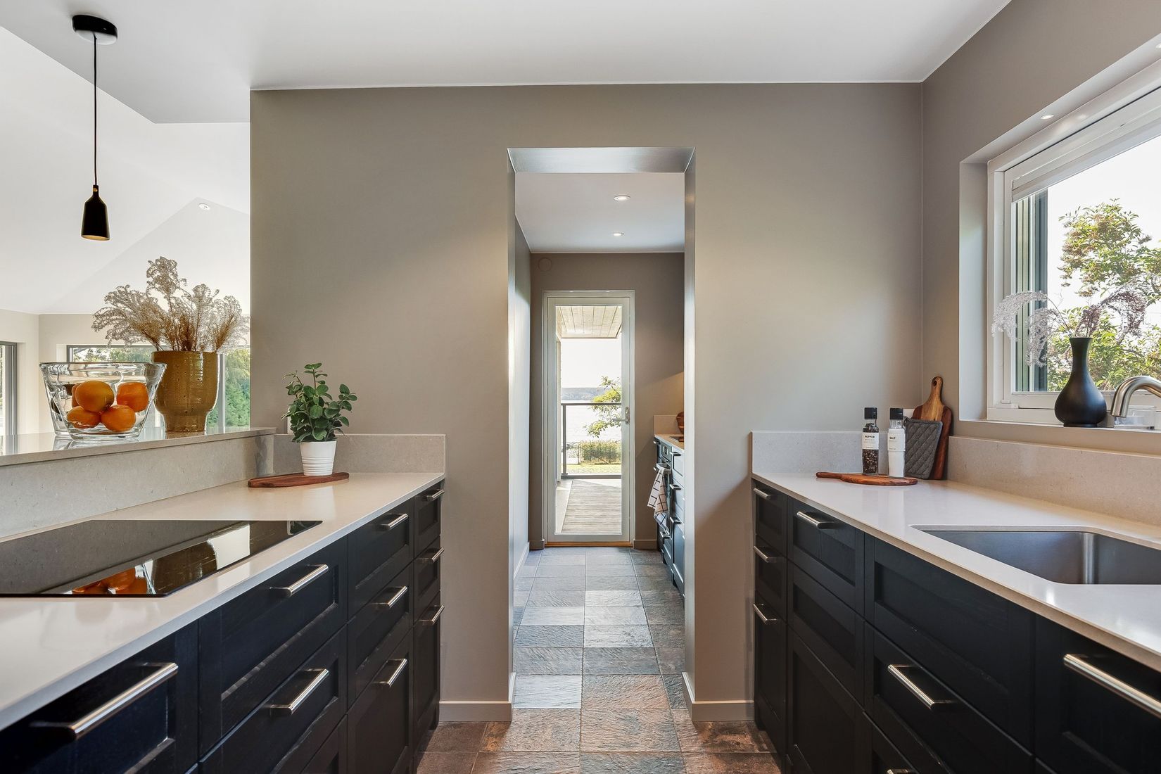 Villa, Strandvägen 18B, Kalmarsand/Fånäs, Håbo